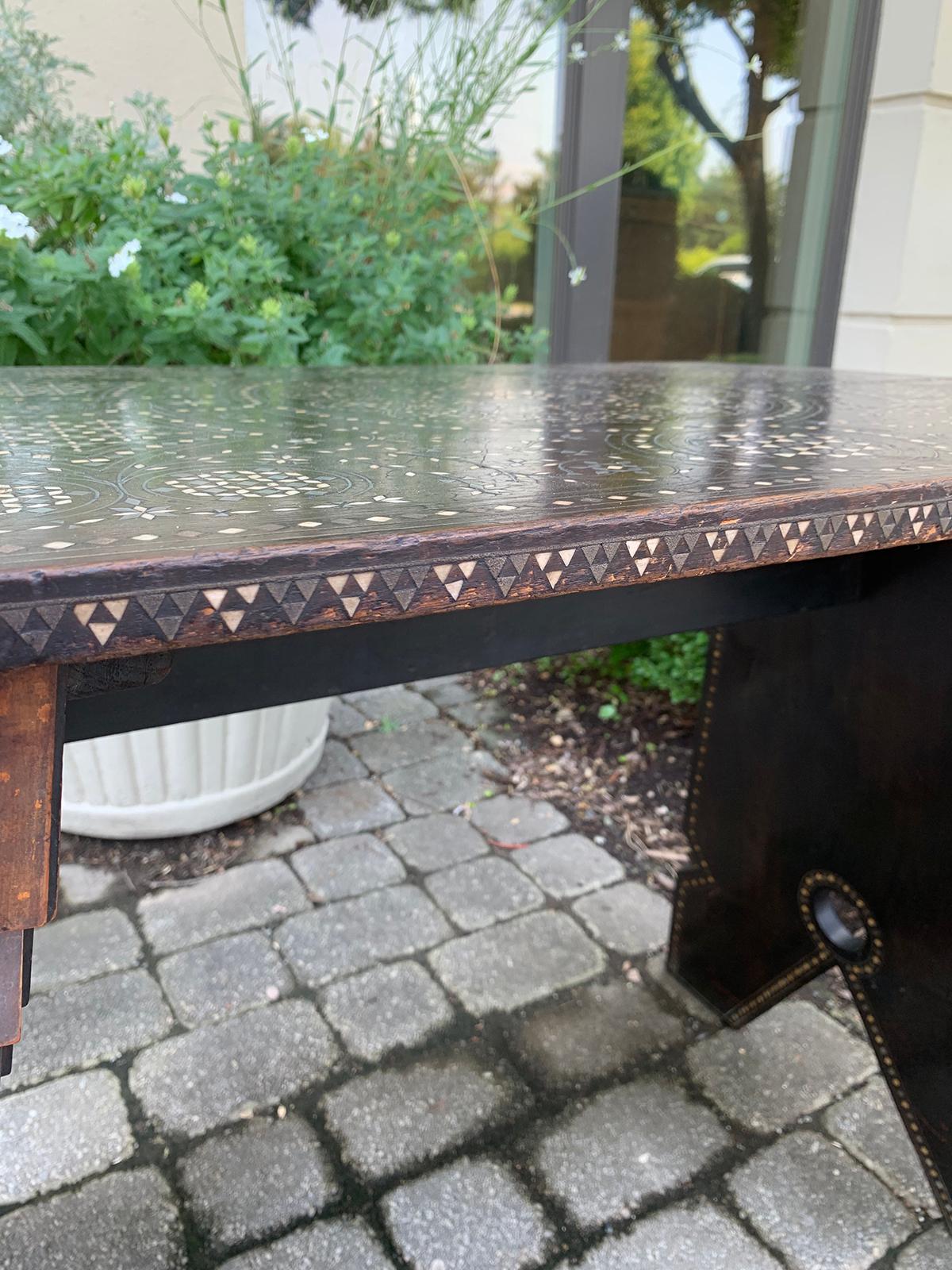 Late 19th Century Syrian Side Table or Tea Table with Mother of Pearl Inlay 7