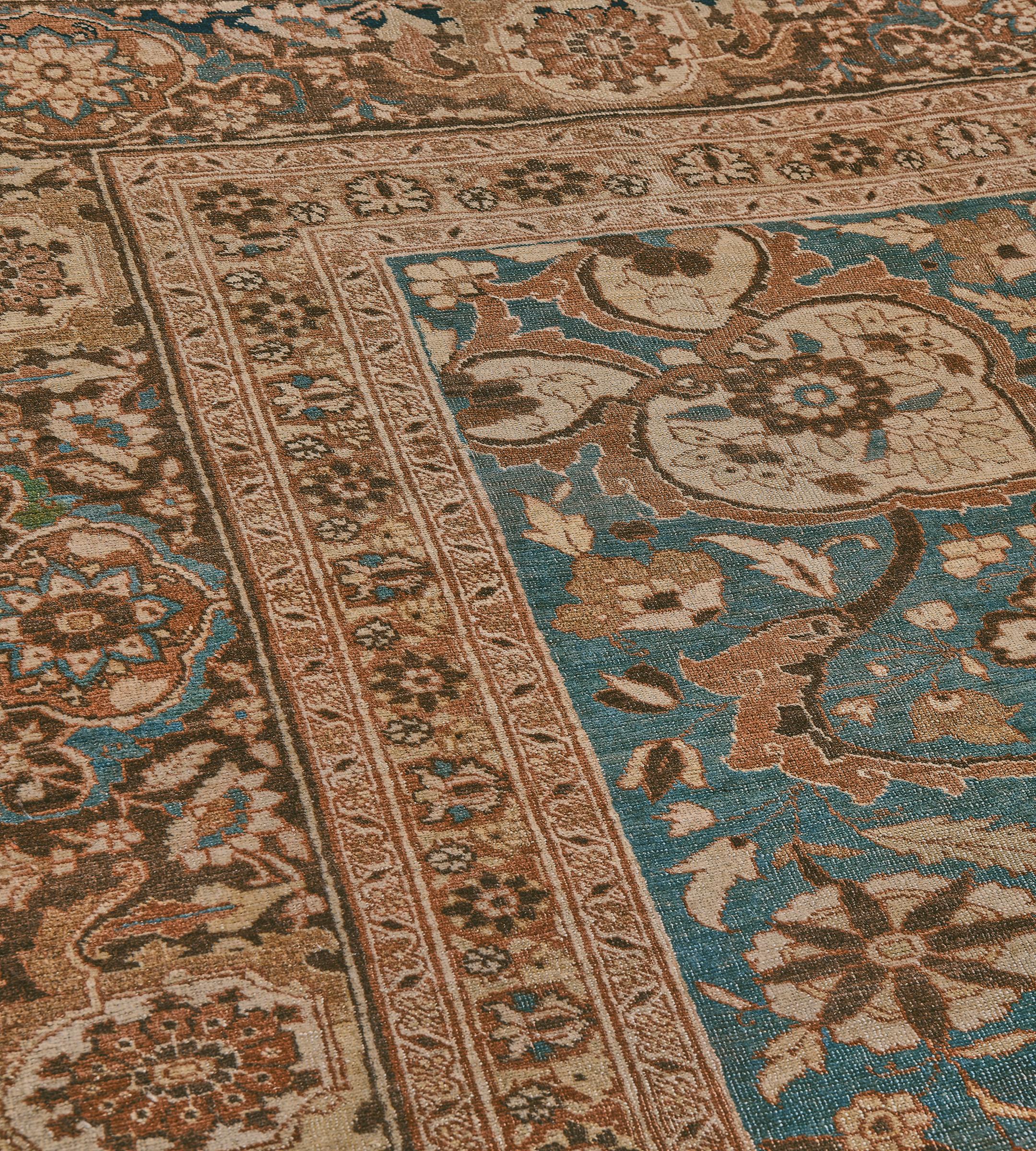 Alfombra Tabriz de finales del siglo XIX procedente del noroeste de Persia en Bueno estado para la venta en West Hollywood, CA
