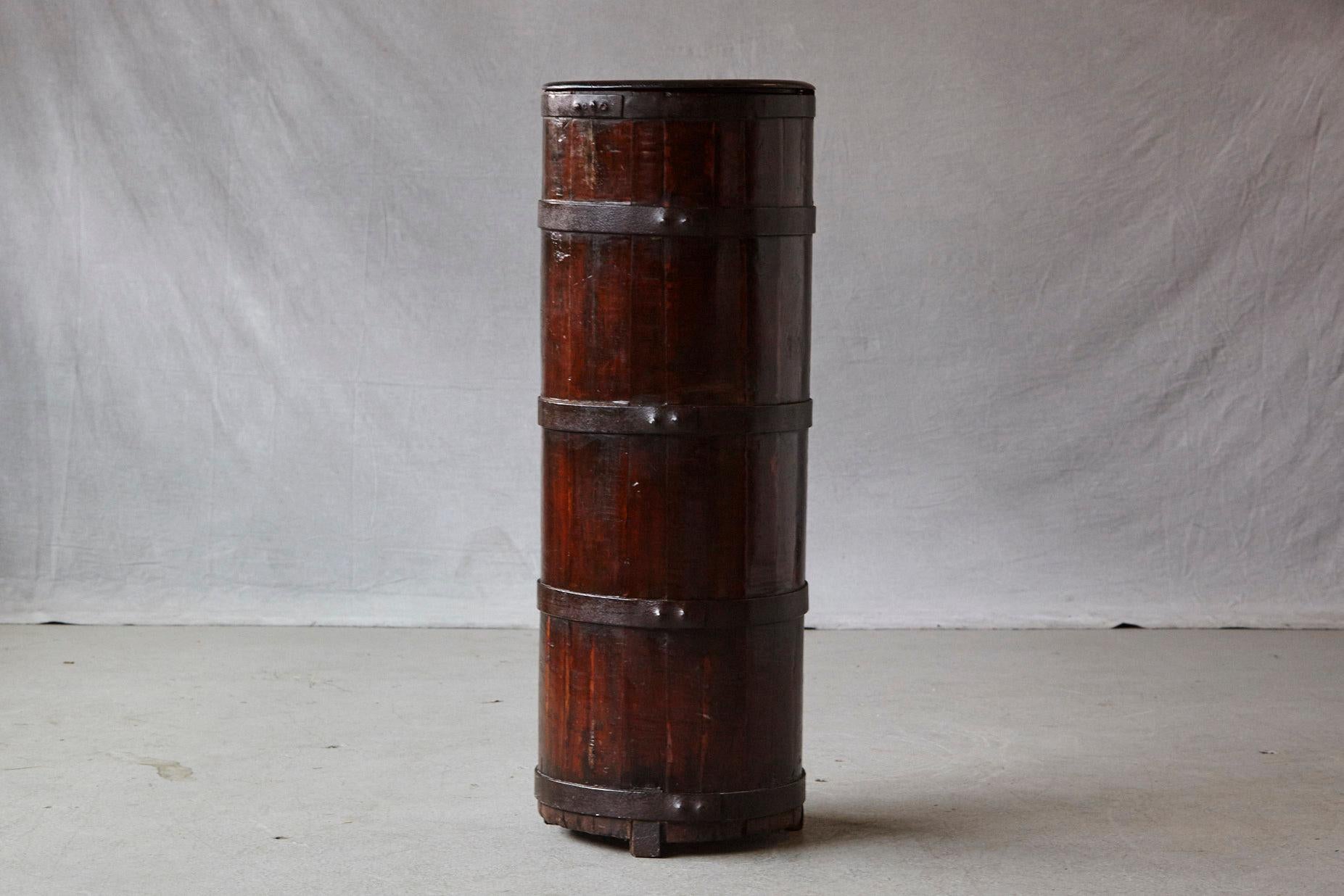 Chinese Export Late 19th Century Tall Chinese Fir Barrel from Zhejiang, circa 1870s