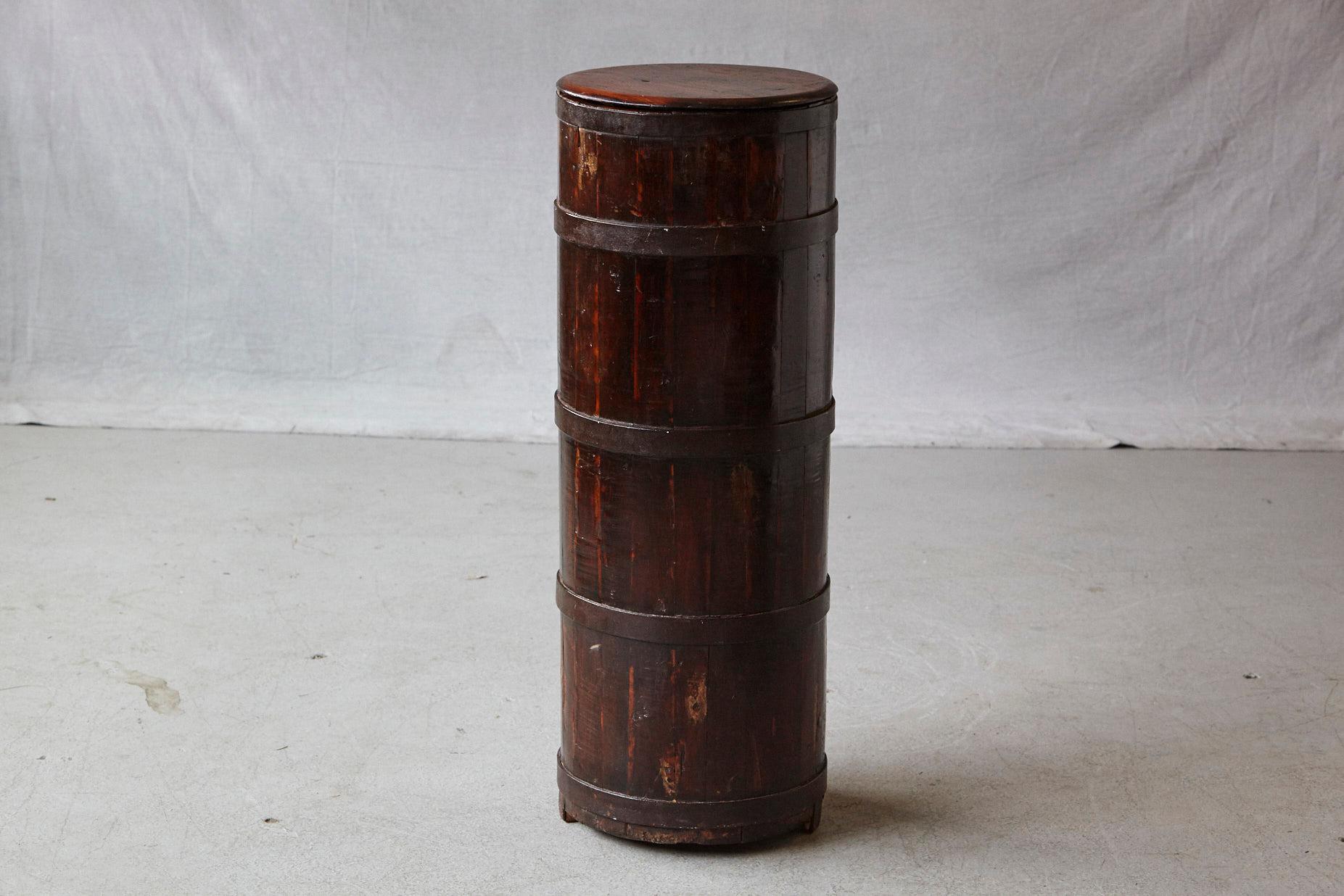 Late 19th Century Tall Chinese Fir Barrel from Zhejiang, circa 1870s 1