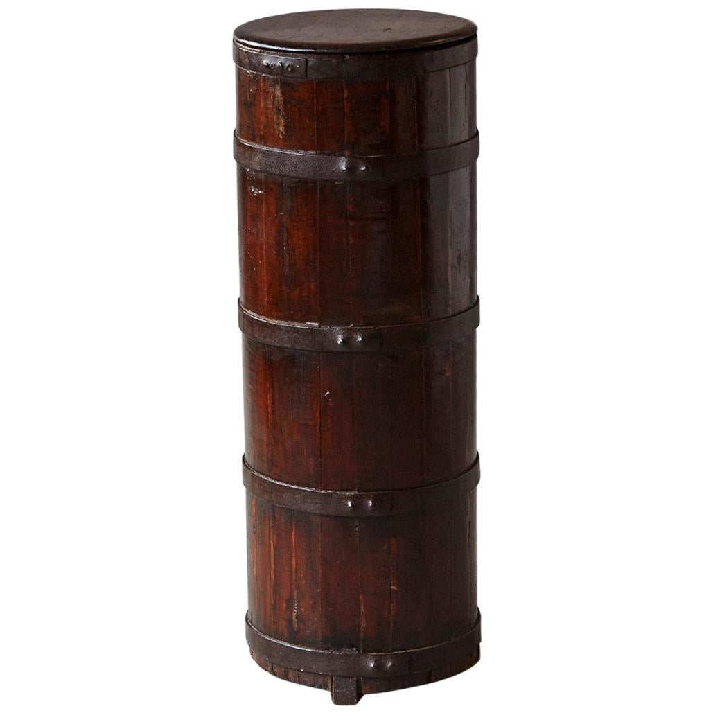 Late 19th Century Tall Chinese Fir Barrel from Zhejiang, circa 1870s