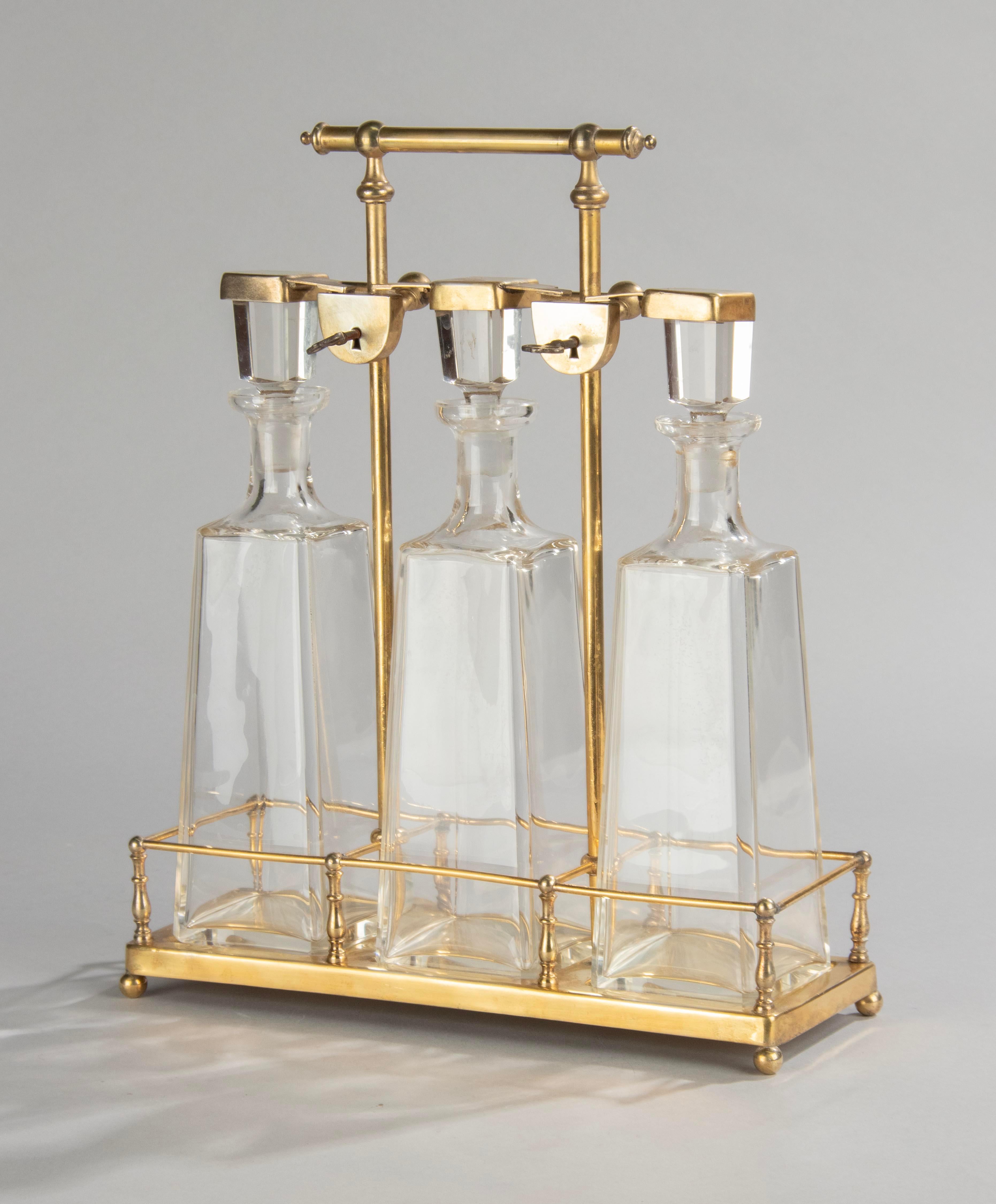 Late 19th Century Tantalus Liquor / Brandy Stand with Crystal Decanters In Good Condition In Casteren, Noord-Brabant