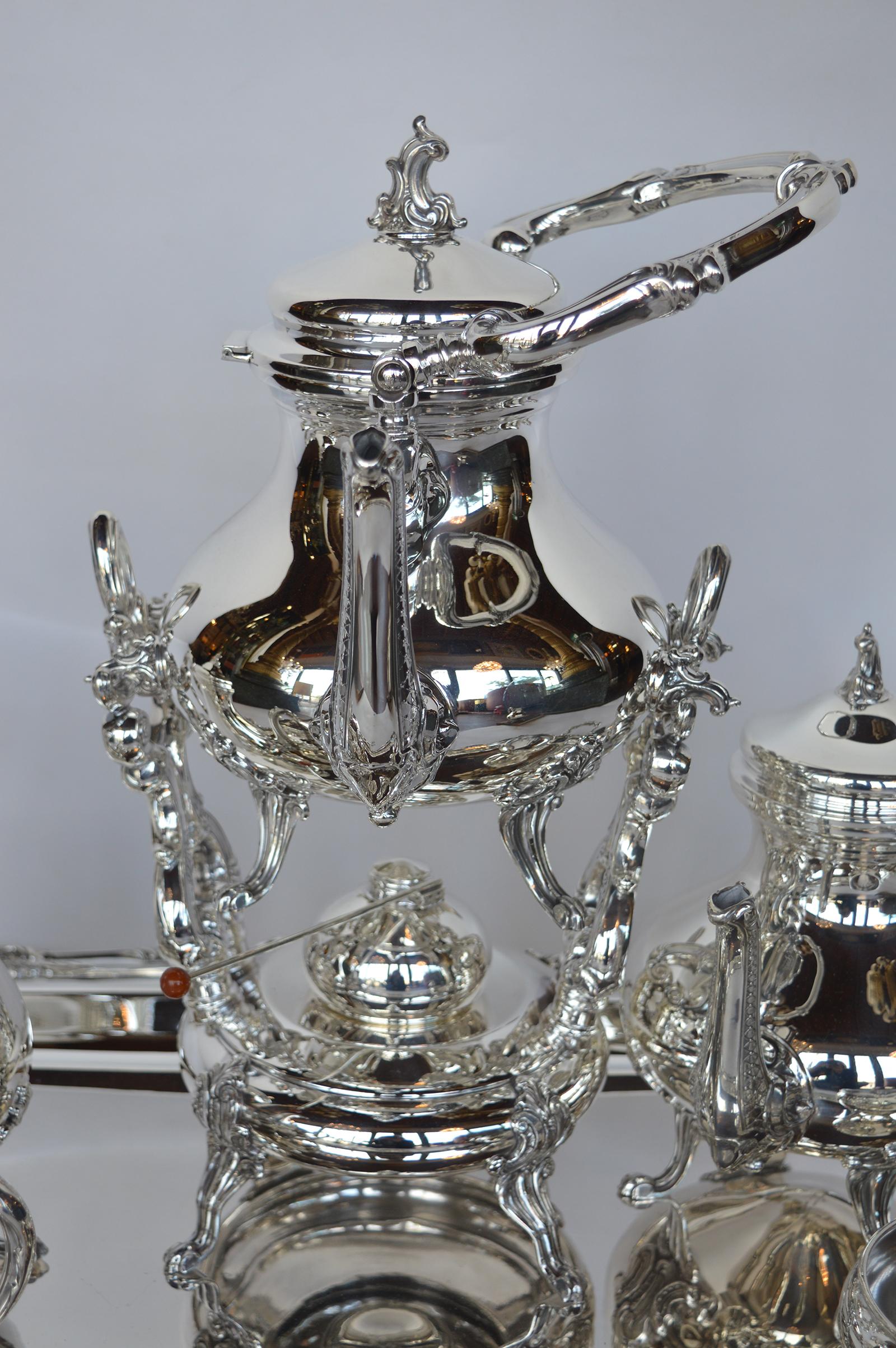 Late 19th Century Tea Set For Sale 6