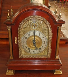 Spätes 19. Jahrhundert Tiffany & Co. Mahagoni & Messing Mantel Konsole Uhr Maker's