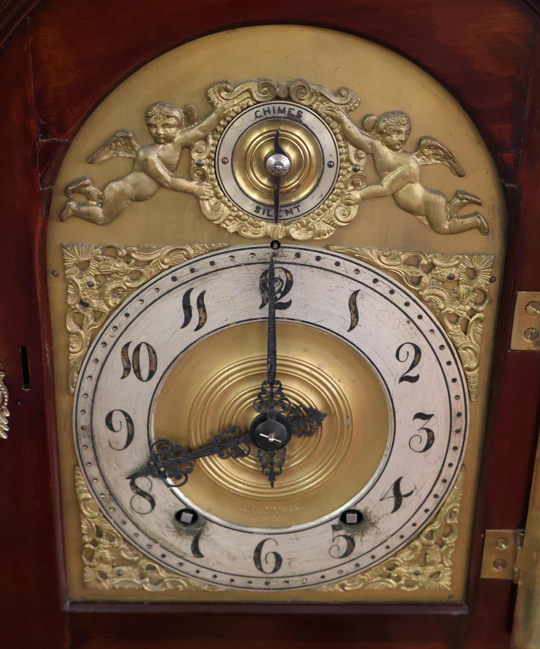 Late 19th Century Tiffany & Co Maker's Mahogany & Brass Mantel Bracket Clock For Sale 3