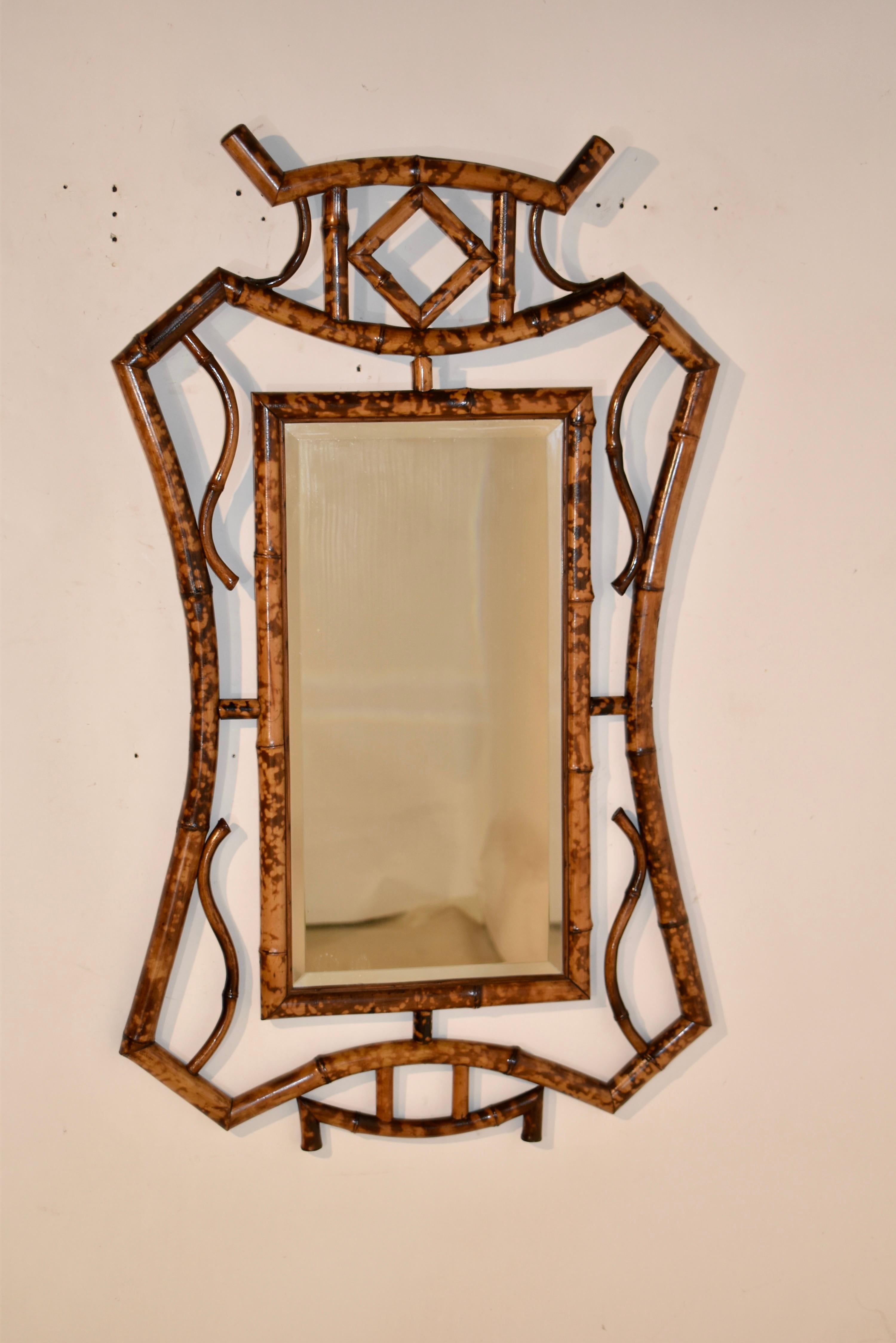 Bambou Miroir en bambou tortue de la fin du 19e siècle en vente