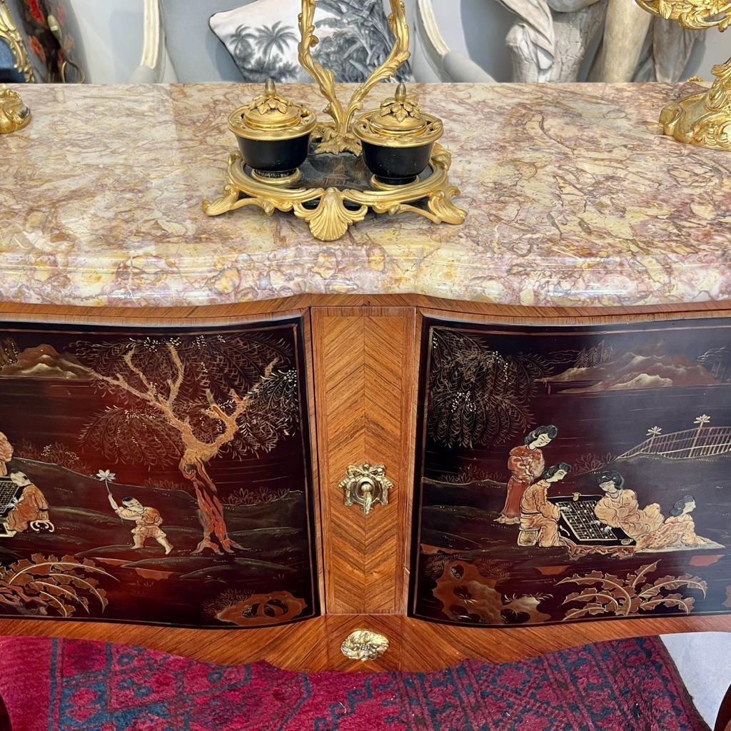 French Late 19th-Century Transition Style Cabinet in Chinese Lacquer and Marquetry  For Sale