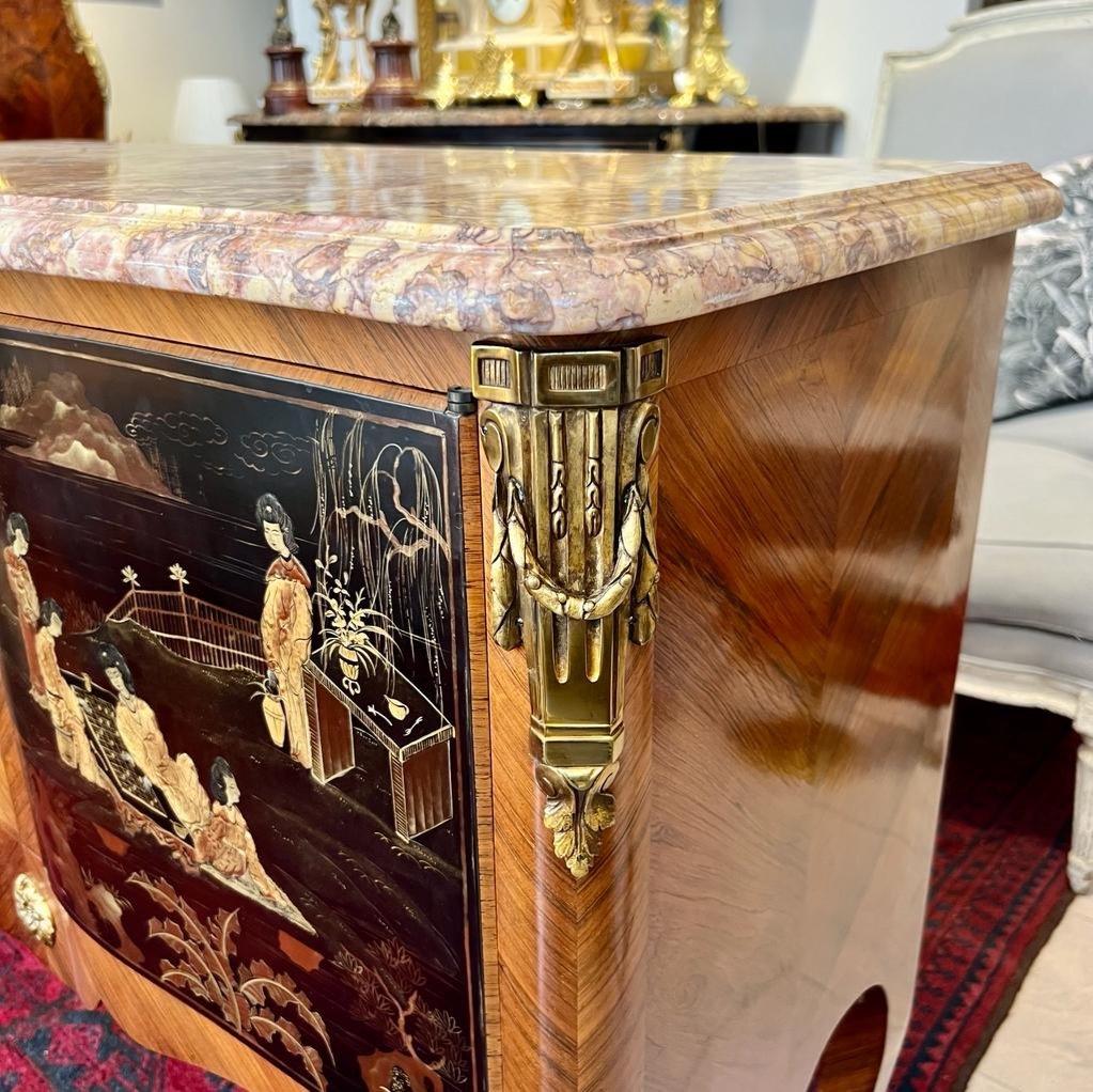 19th Century Late 19th-Century Transition Style Cabinet in Chinese Lacquer and Marquetry  For Sale