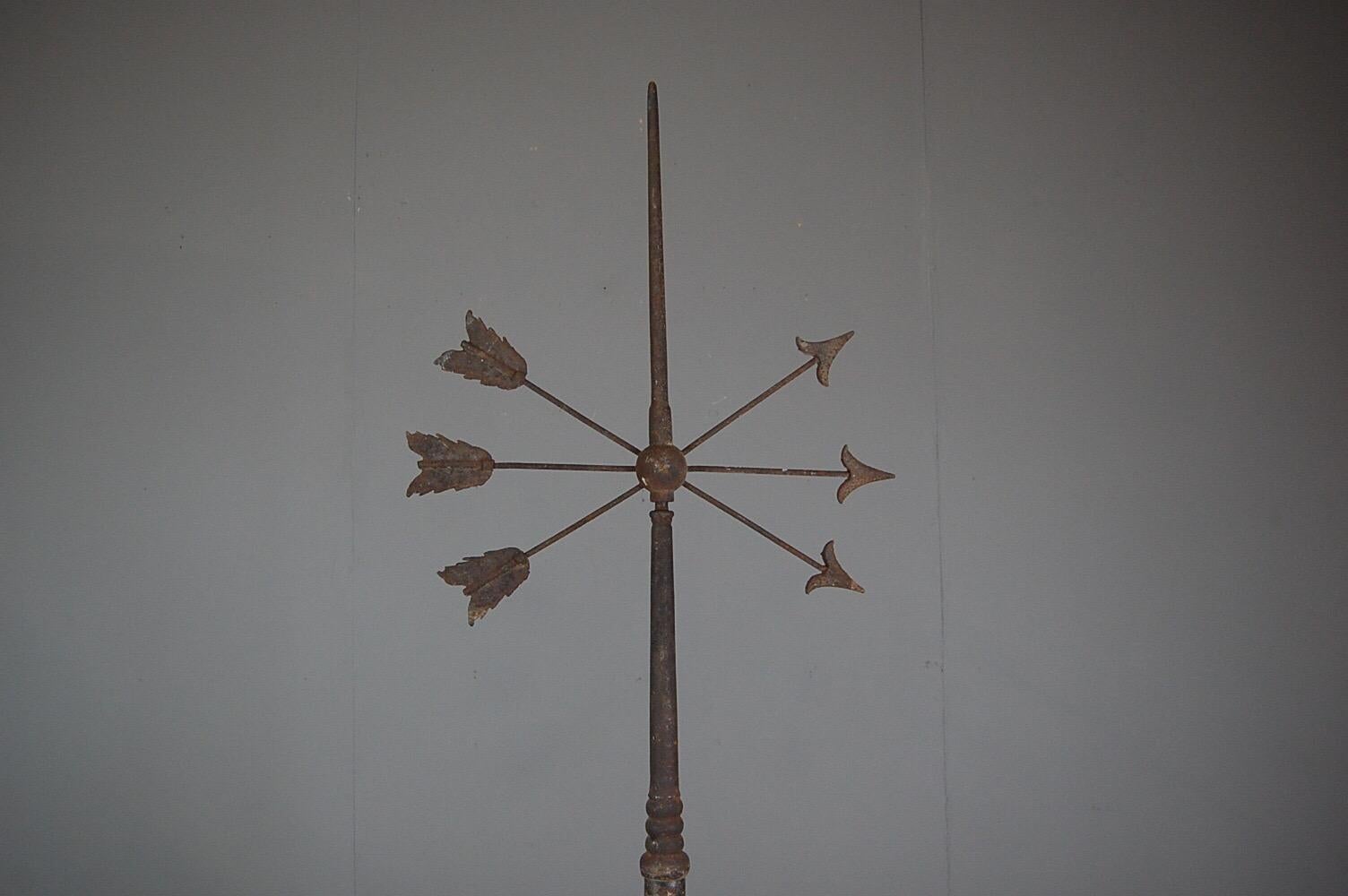 Large 19th century wrought and cast iron weathervane finial, a trio of crossing arrows, wonderful dramatic architectural piece, untouched weathered surface.
Dimensions: 66cm x 163cm x 23cm.