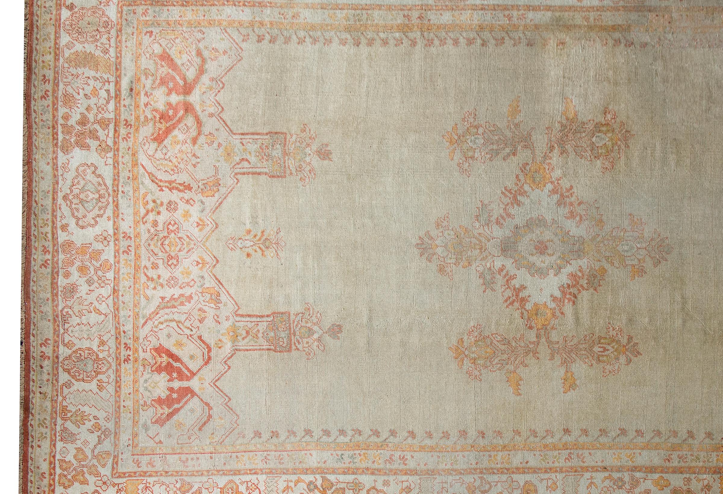 Late 19th Century Turkish Oushak Rug In Good Condition For Sale In Chicago, IL