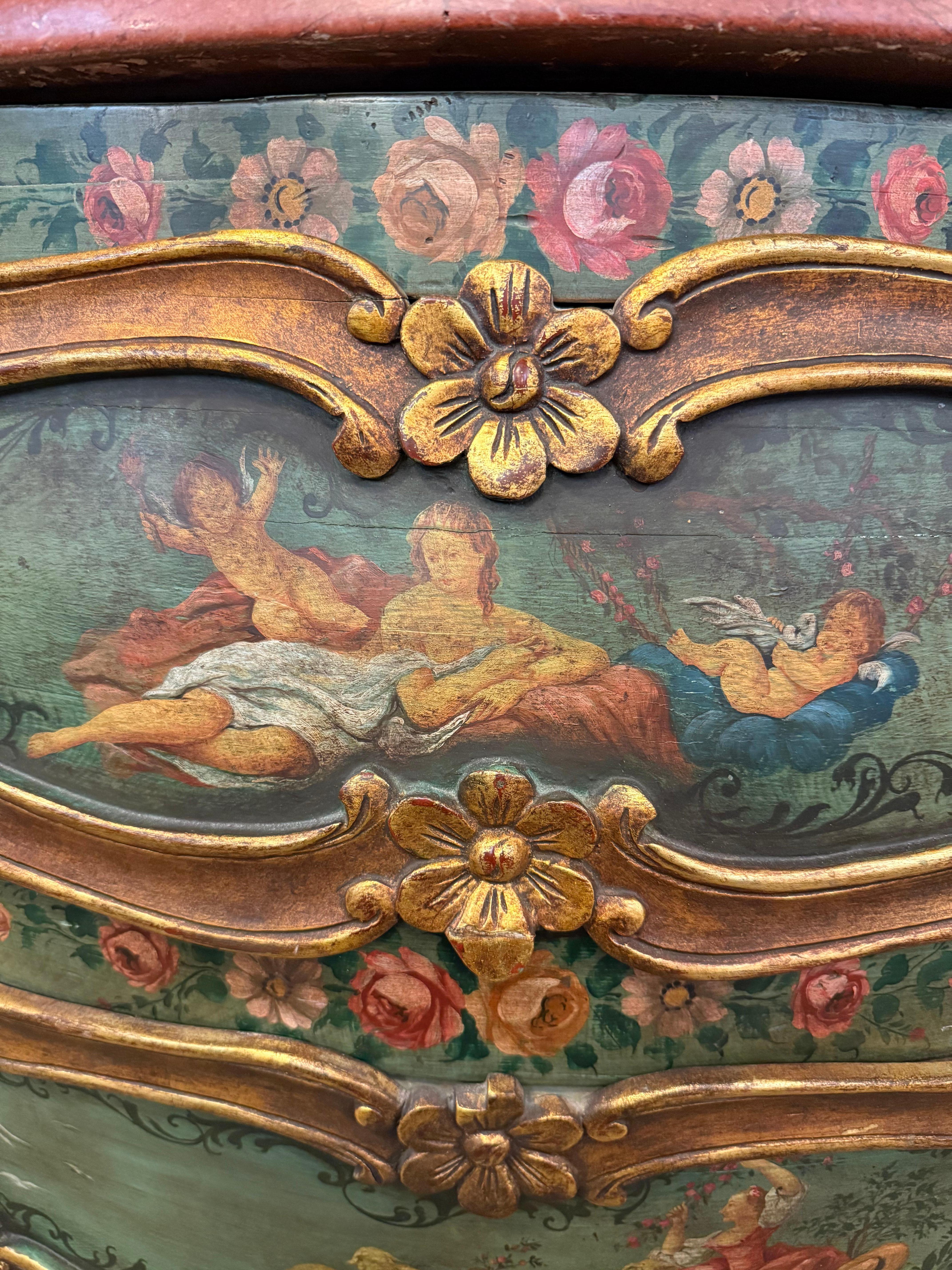 Marmo Commode con piano in marmo in stile rococò dipinto veneziano della fine del XIX secolo in vendita