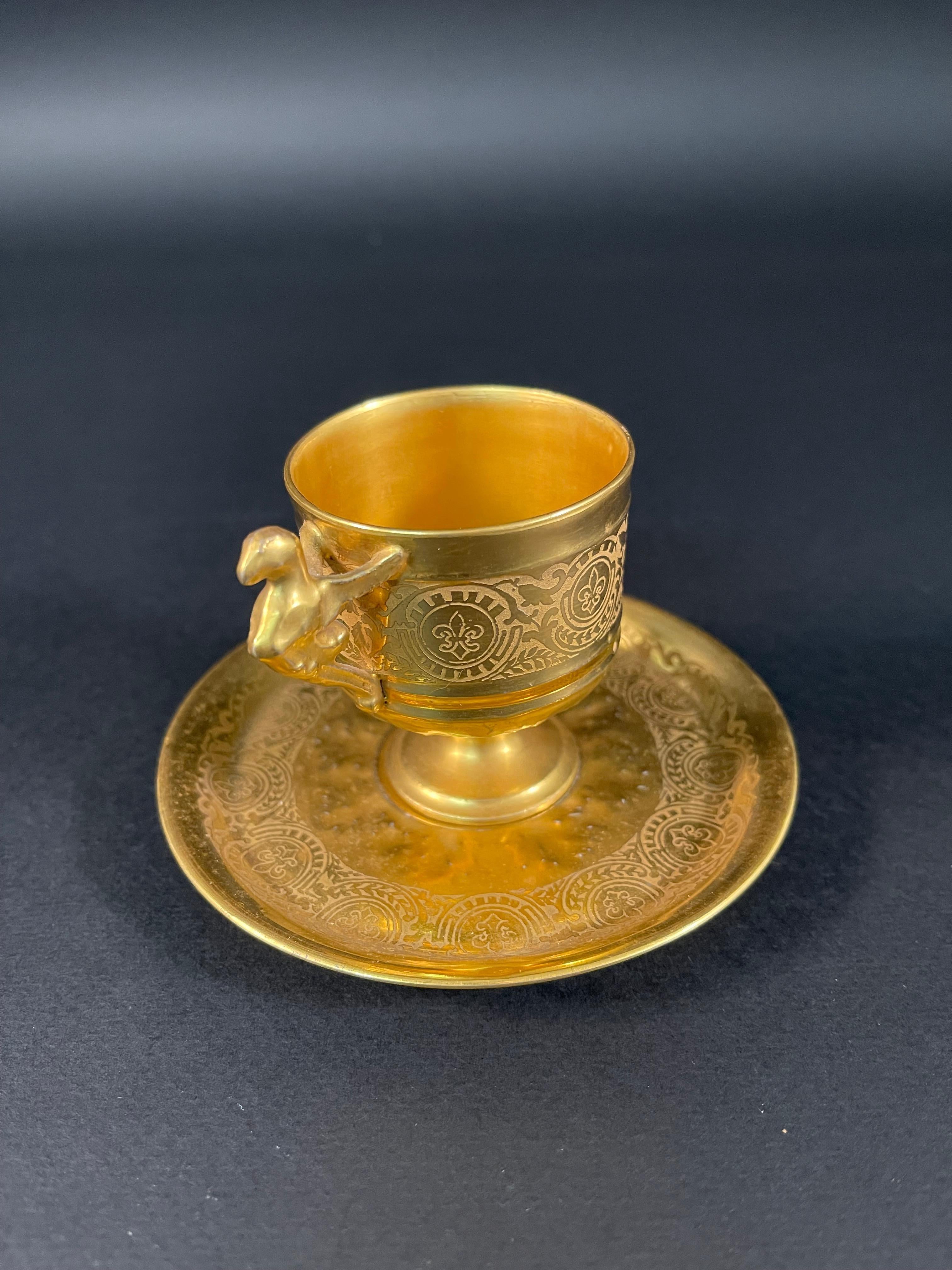 Vergoldetes venezianisches Porzellan, signiert Ende 19. im Angebot 4