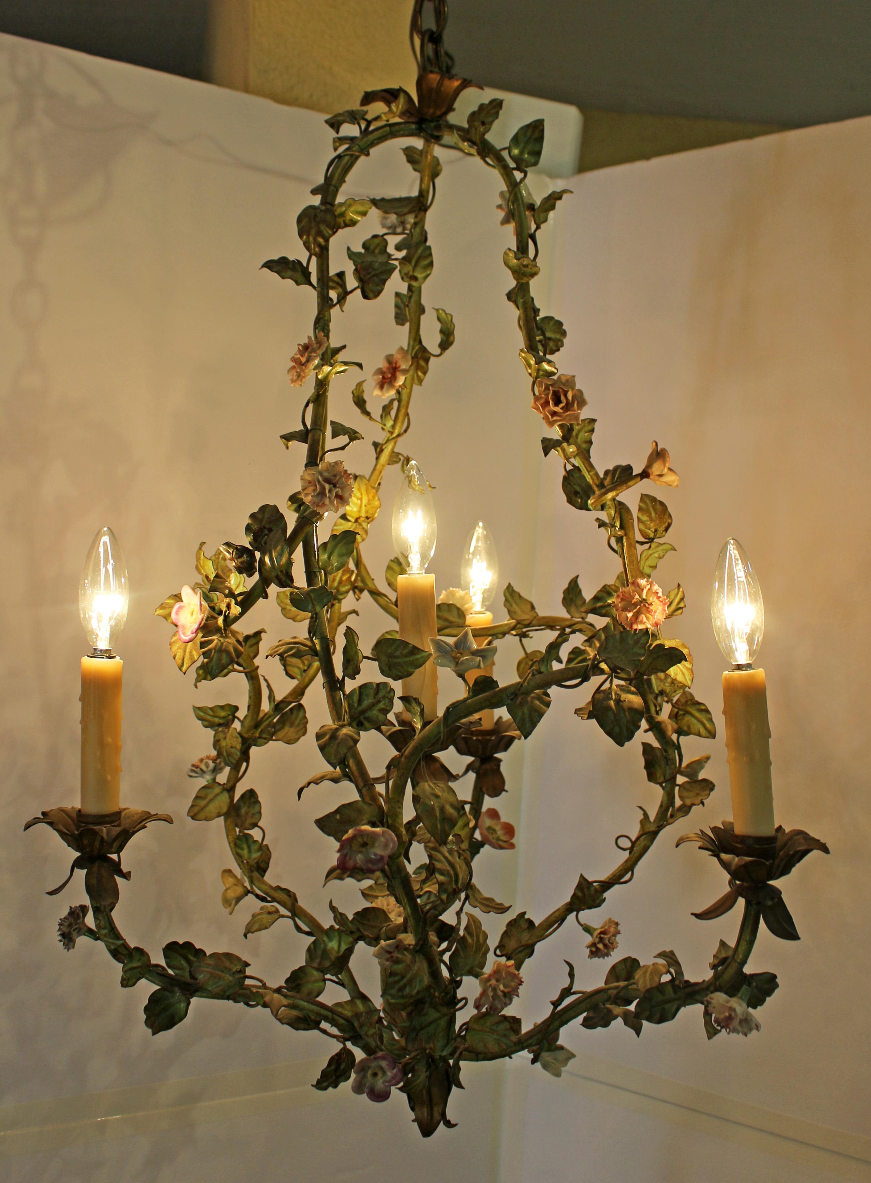 Late 19th Century Verdigris Tole 4-Light Chandelier In Good Condition In Chapel Hill, NC