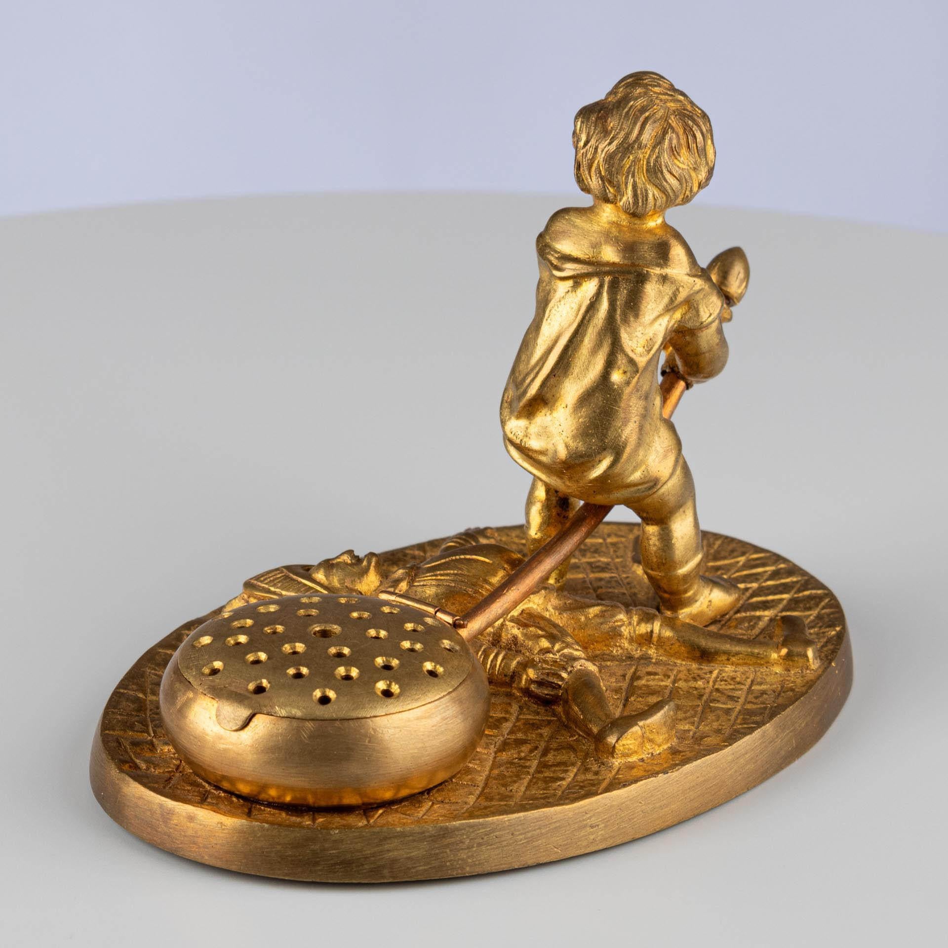 Late 19th Century Victorian Gilt Bronze Ormolu Gold Figurative Incense Burner For Sale 1