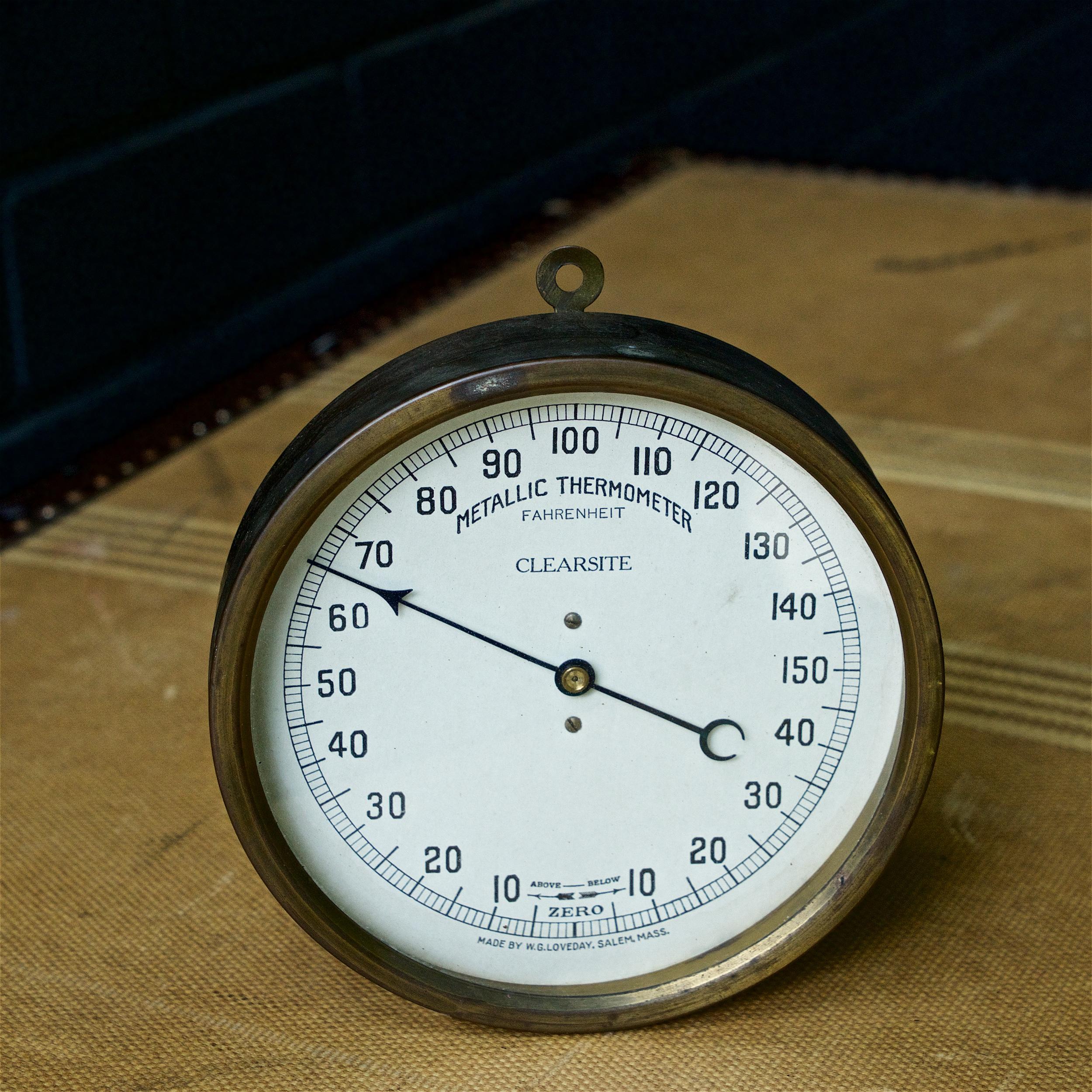 High Victorian Late 19th Century Victorian Glasshouse Brass Metallic Fahrenheit Thermometer