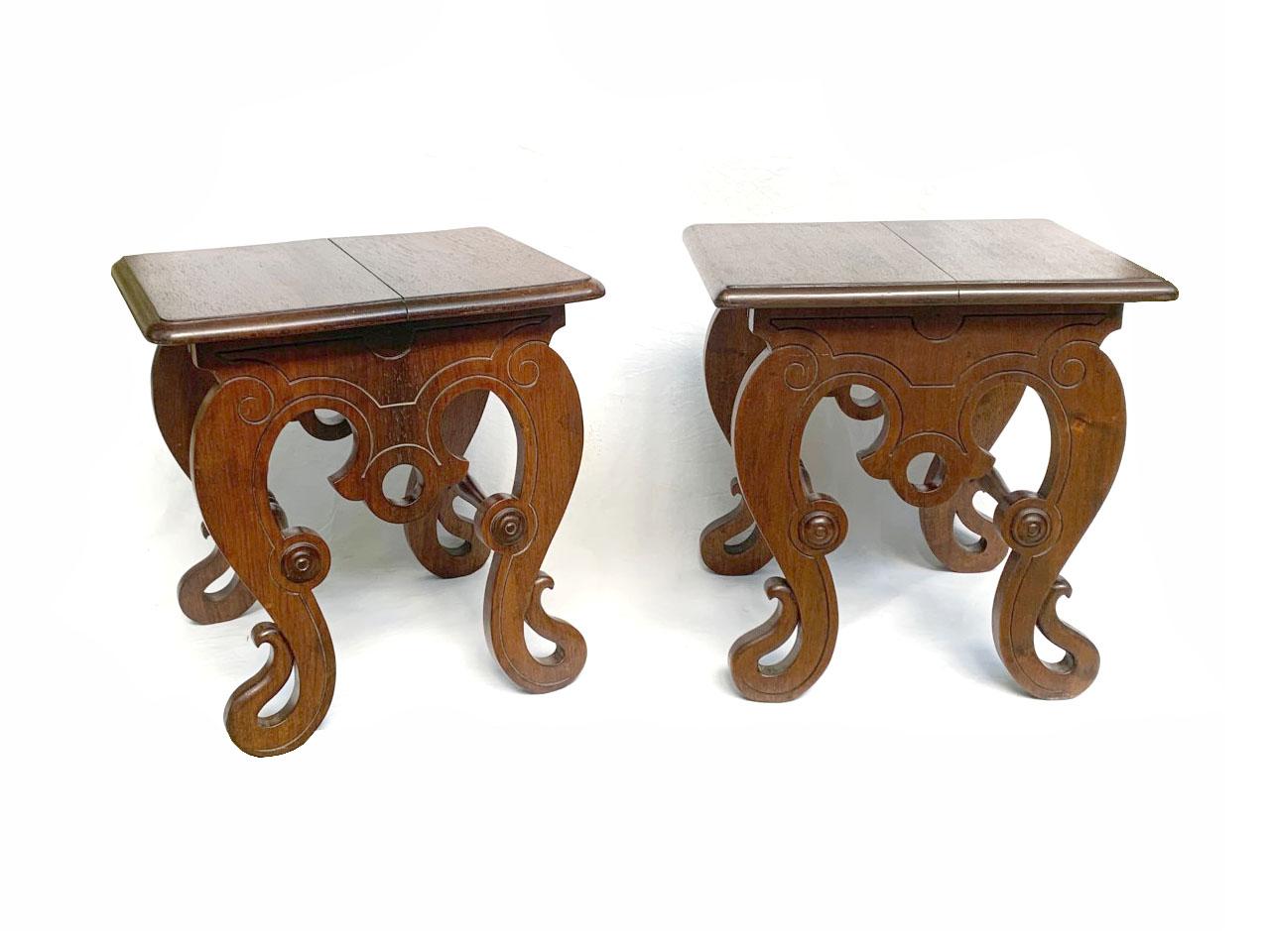 Néo-rococo Fin du 19e siècle, paire de tabourets victoriens de style Revive rococo en vente