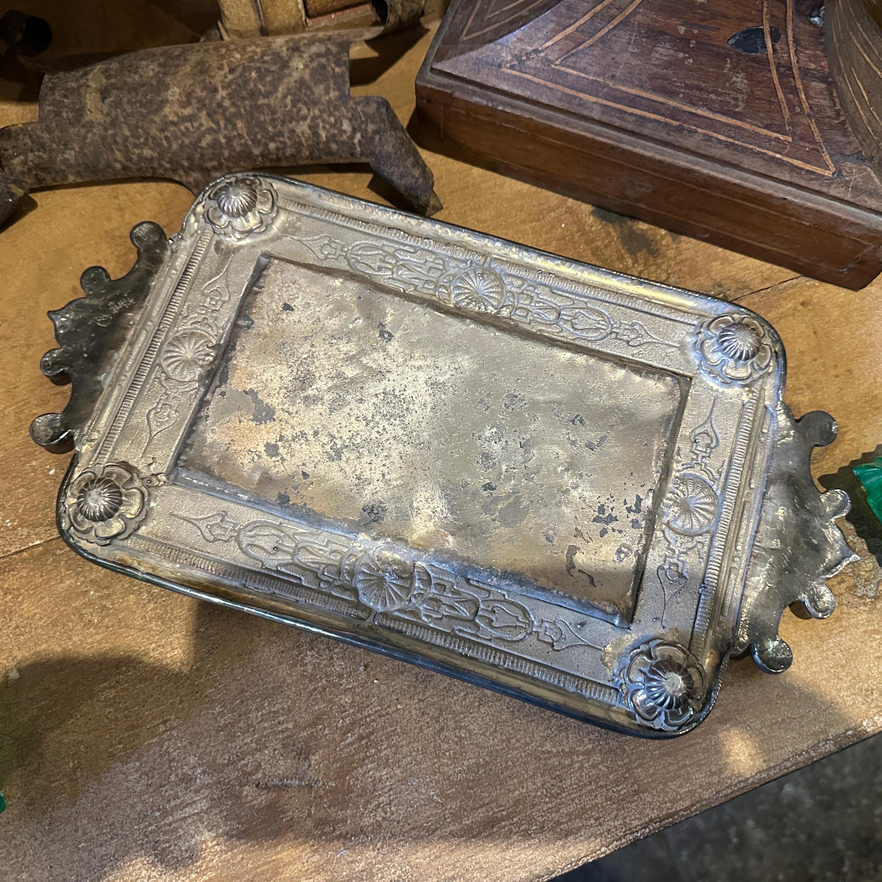 Late 19th Century Victorian Silver Plated and Green Glass Inkwell For Sale 3