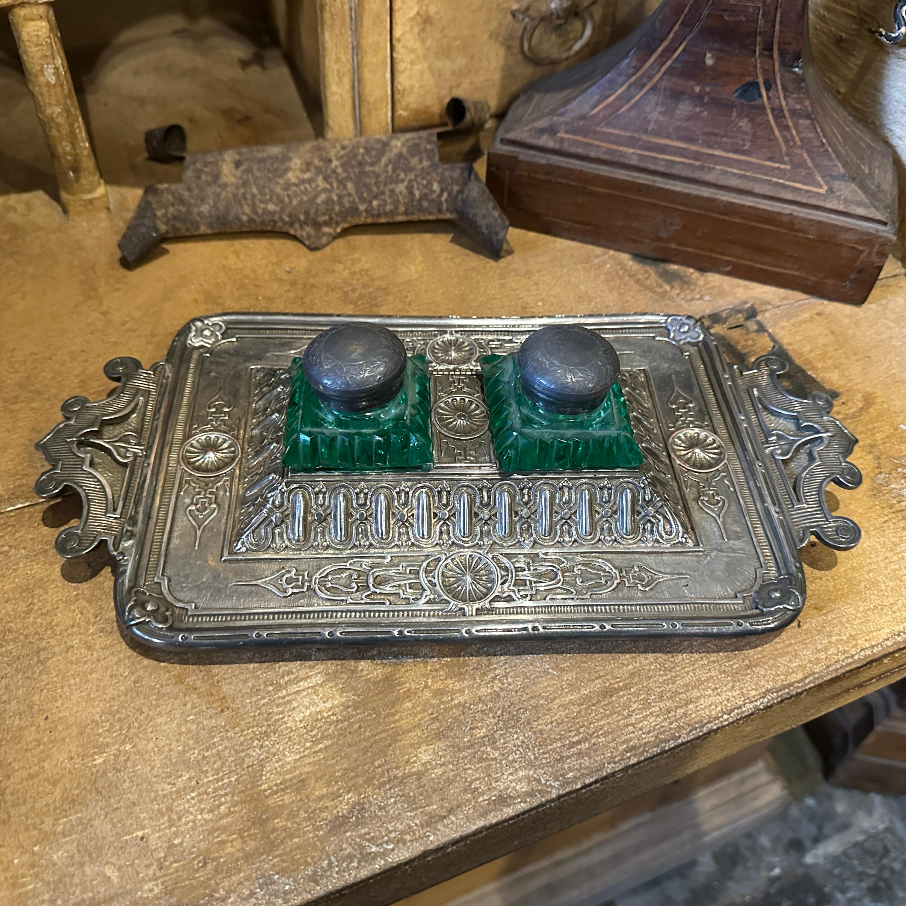 Late 19th Century Victorian Silver Plated and Green Glass Inkwell For Sale 4