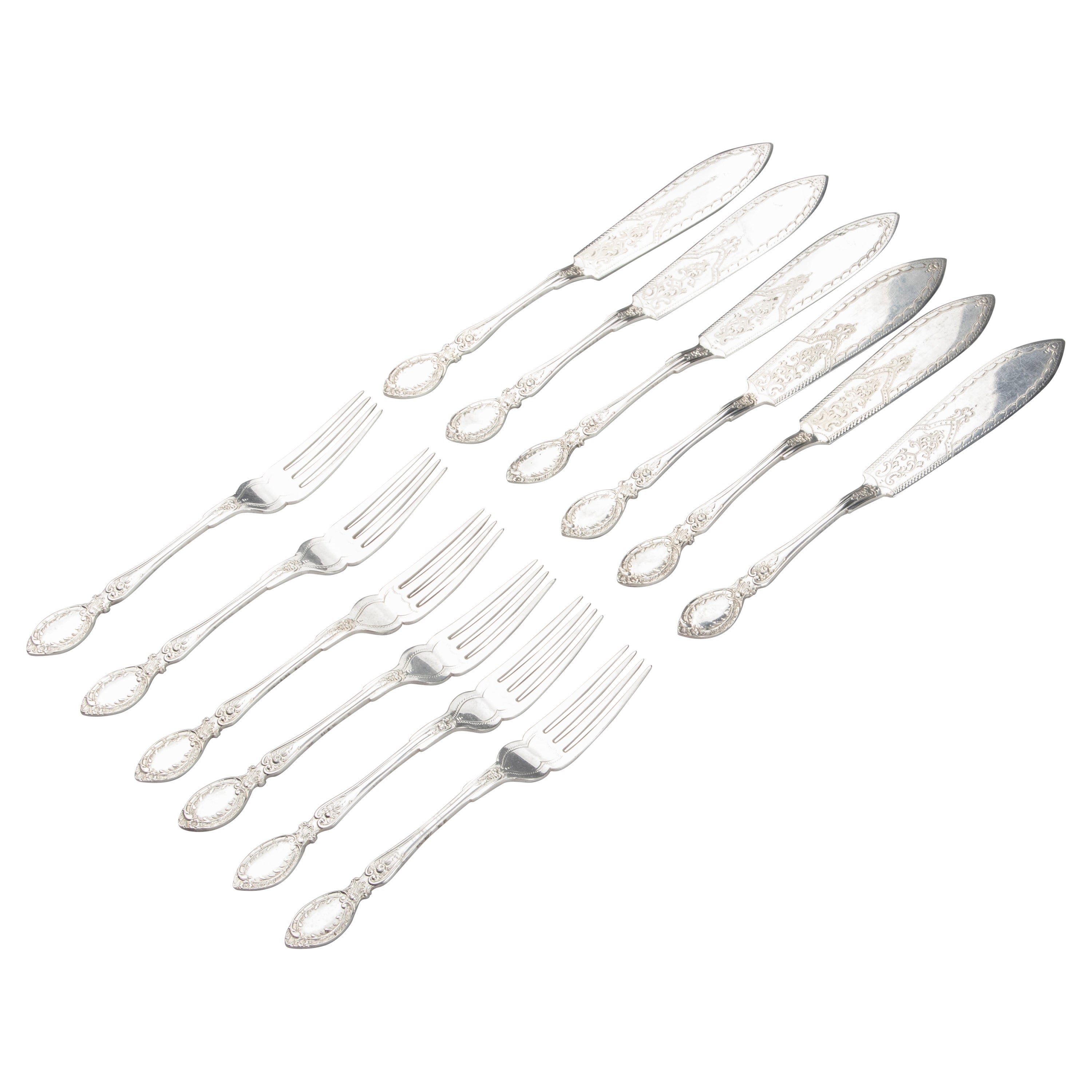 Couverts à poisson en métal argenté de la fin du XIXe siècle de style victorien pour 6 personnes