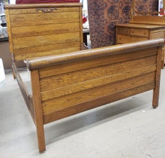 Late 19th Century Victorian Tiger Oak Full Size Sleigh Double Bed