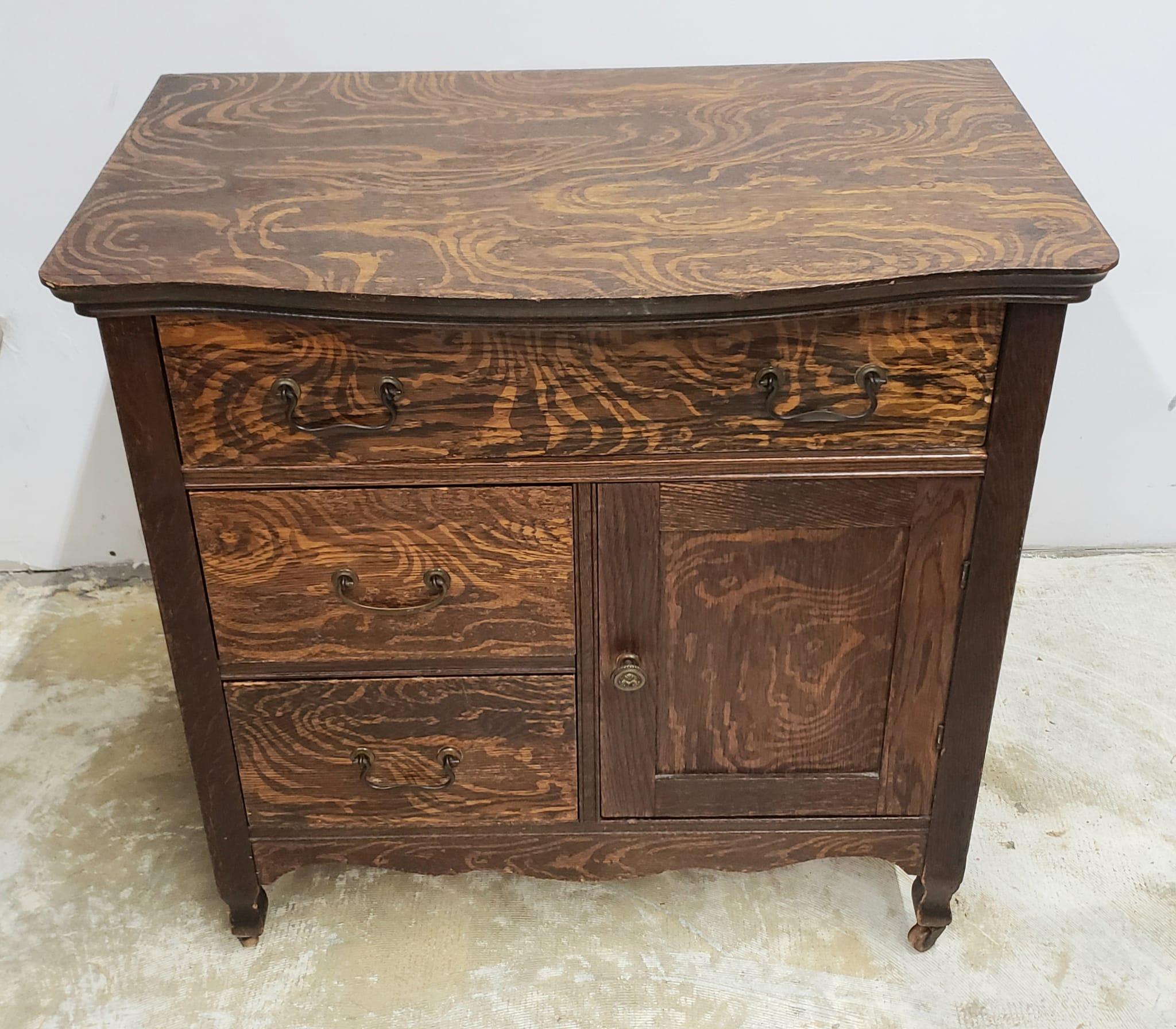 Armadietto a rotelle in Oak Oak vittoriano della fine del XIX secolo in vendita 1