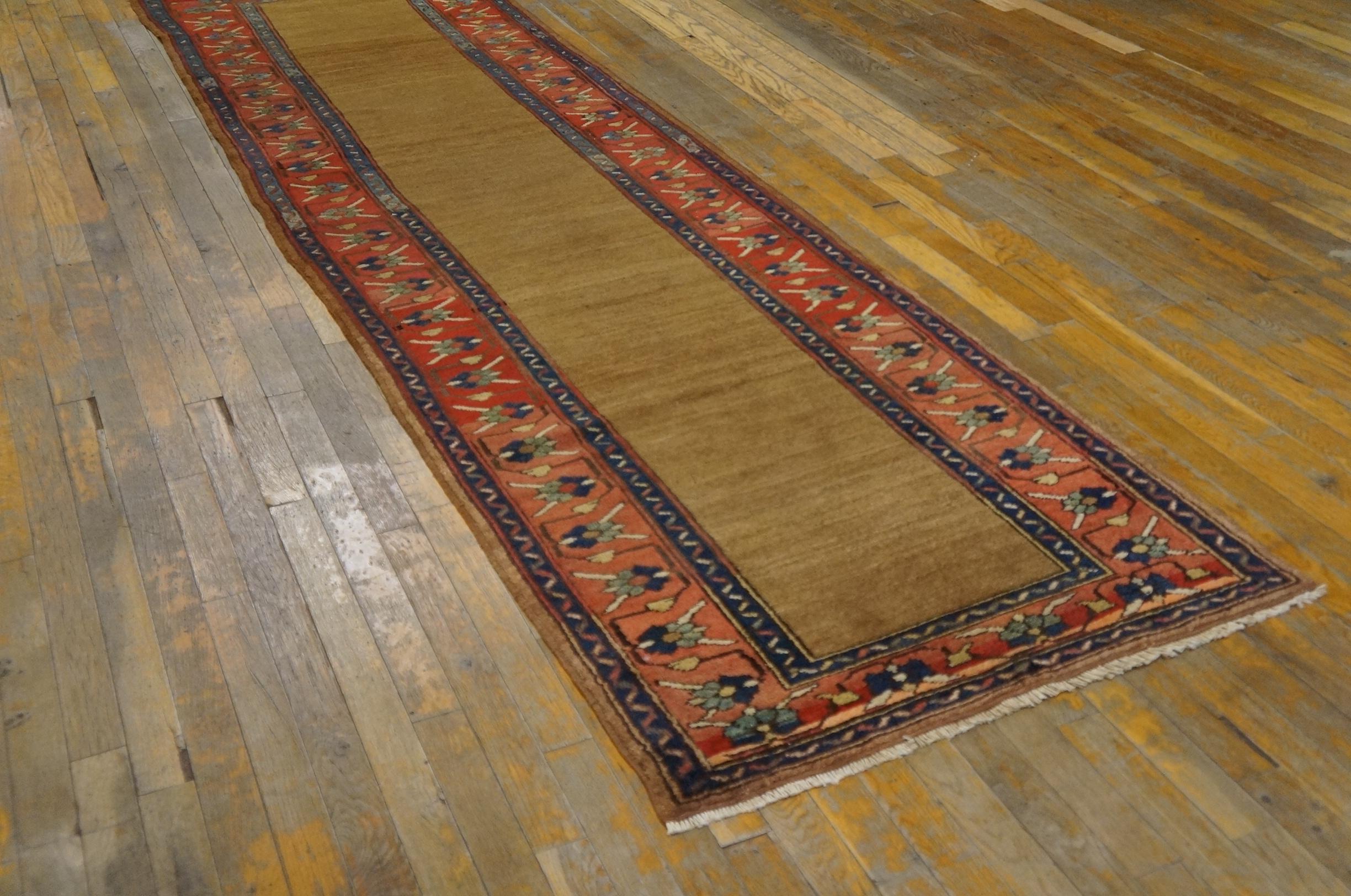 Late 19th Century W. Persian Kurdish Runner Carpet ( 3' x 10' - 91 x 328 ) For Sale 3