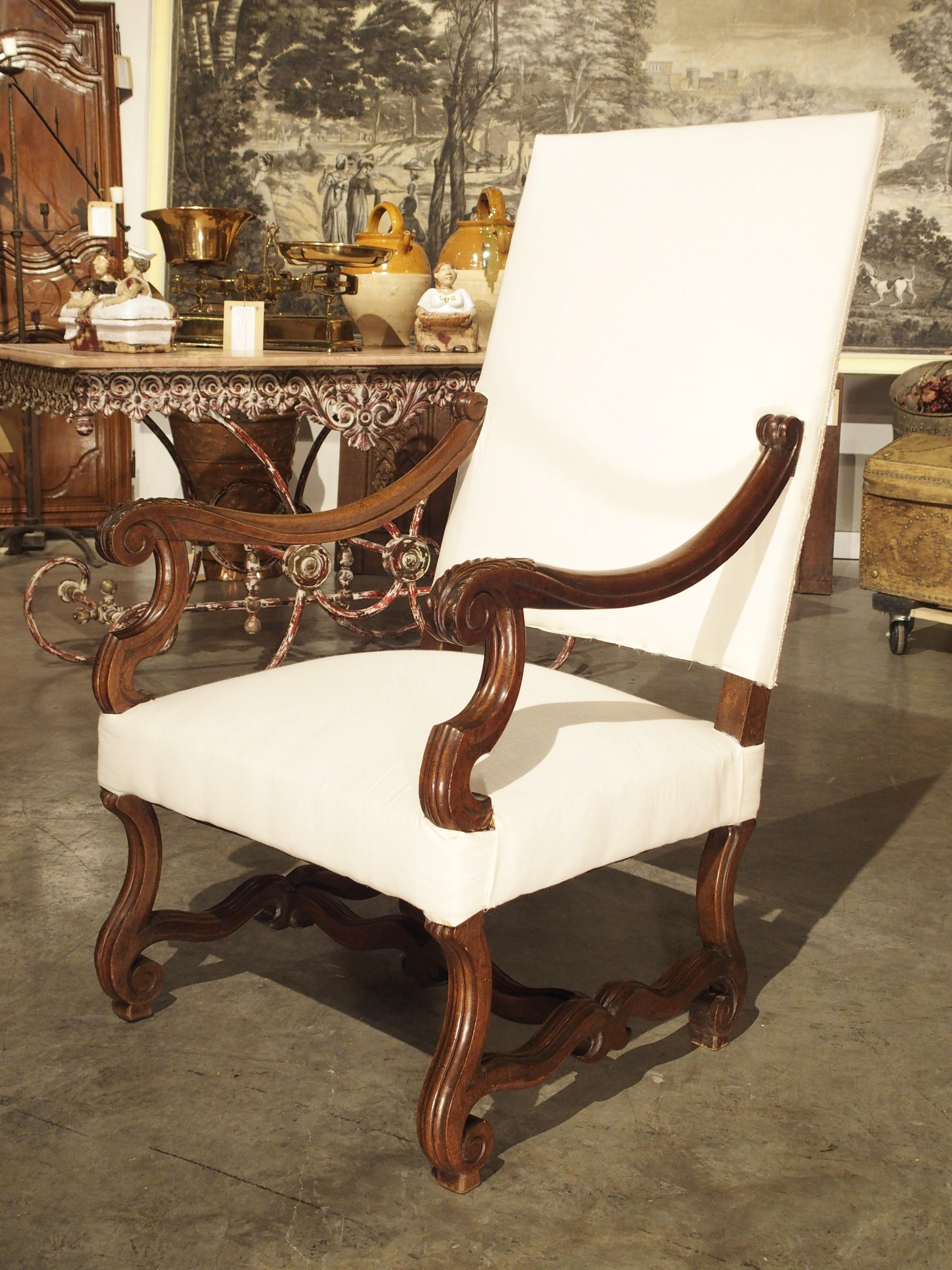 Late 19th Century Walnut Wood Fauteuil Armchair from France 7