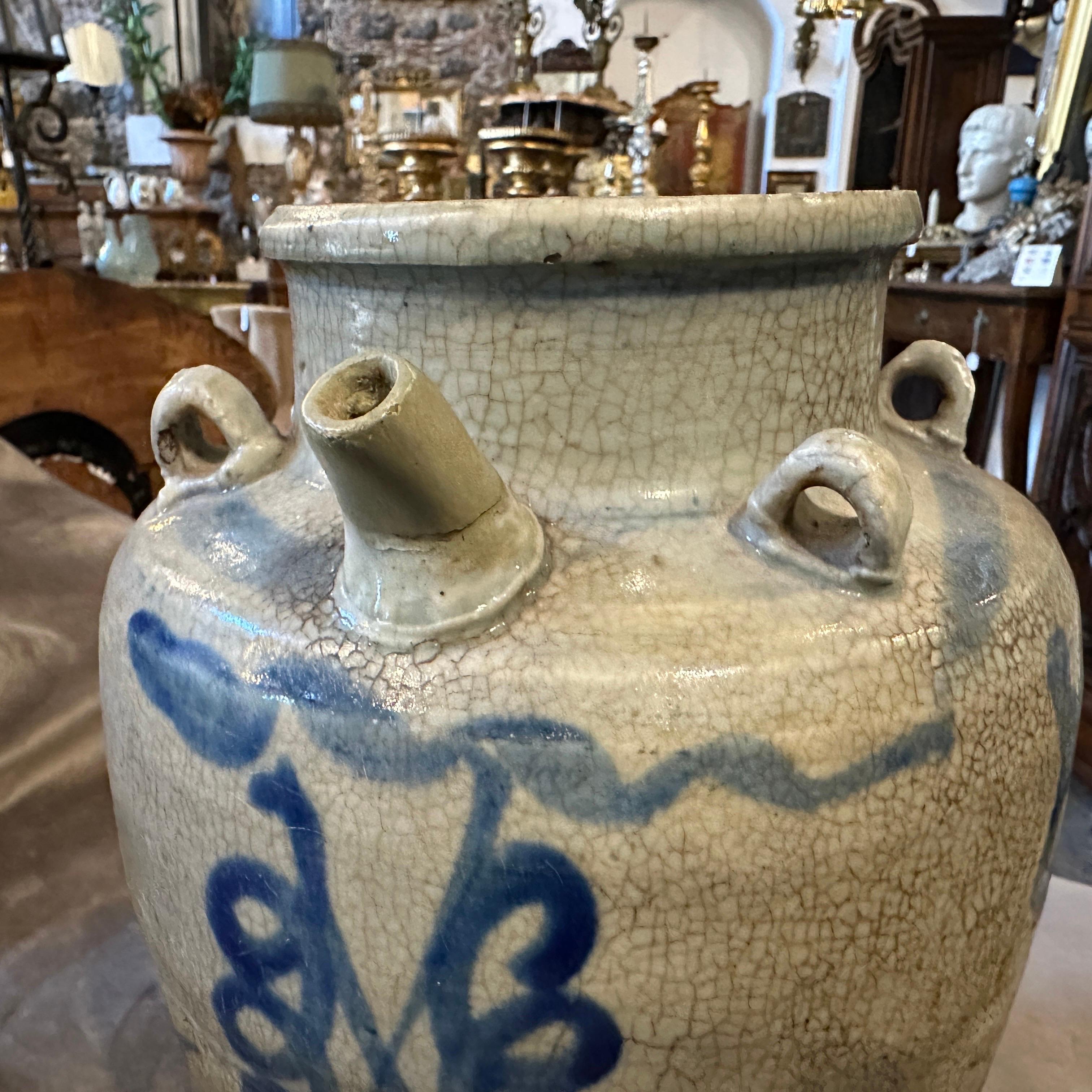 Late 19th Century White and Blue Ceramic Chinese Jug Vase For Sale 3