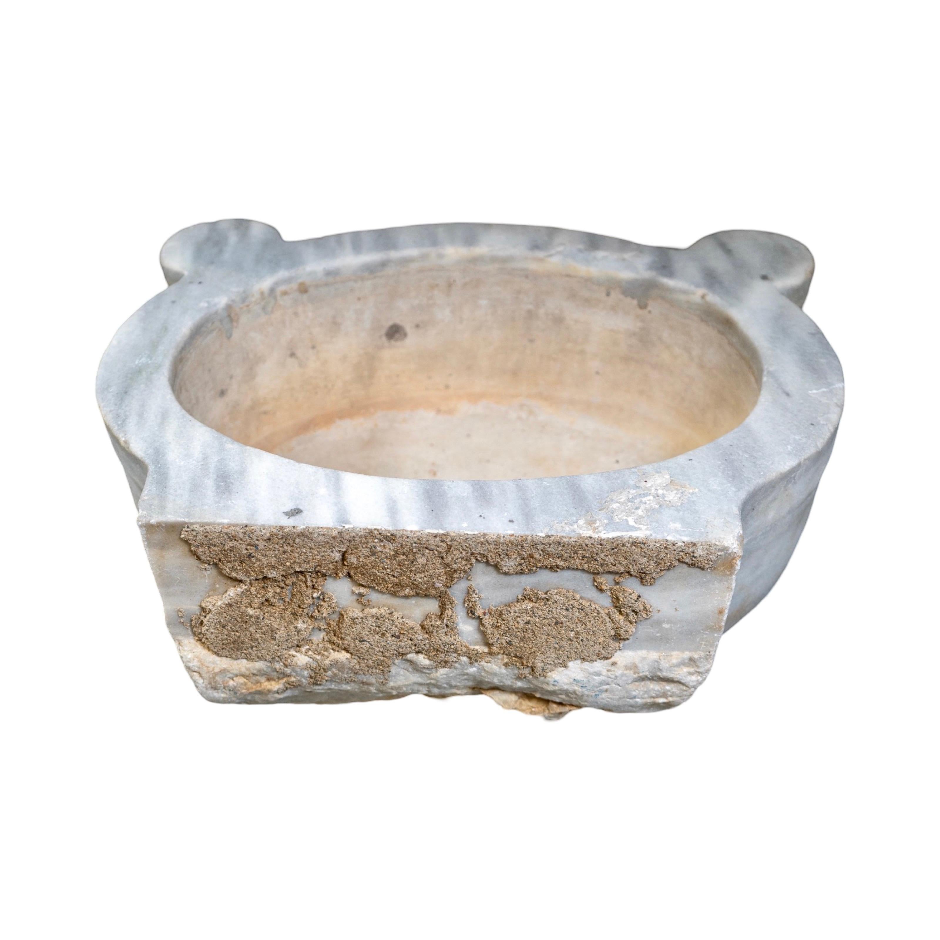 Lavello in marmo bianco di Carrara della fine del XIX secolo In condizioni buone in vendita a Dallas, TX