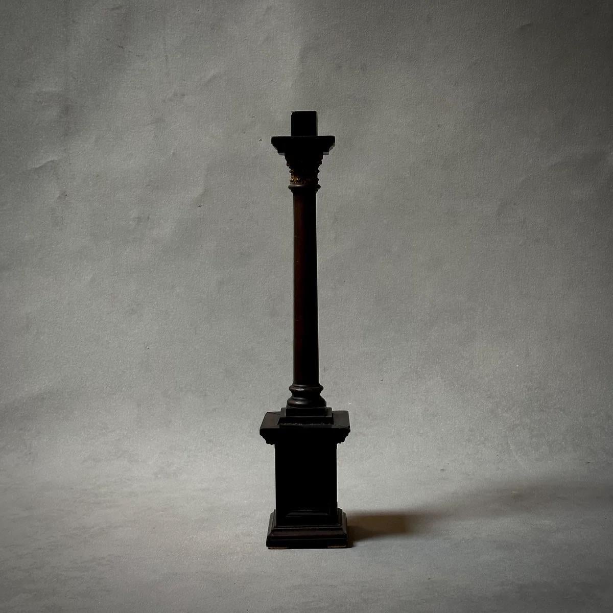 Francese Modello di colonna in legno della fine del XIX secolo proveniente dalla Francia in vendita