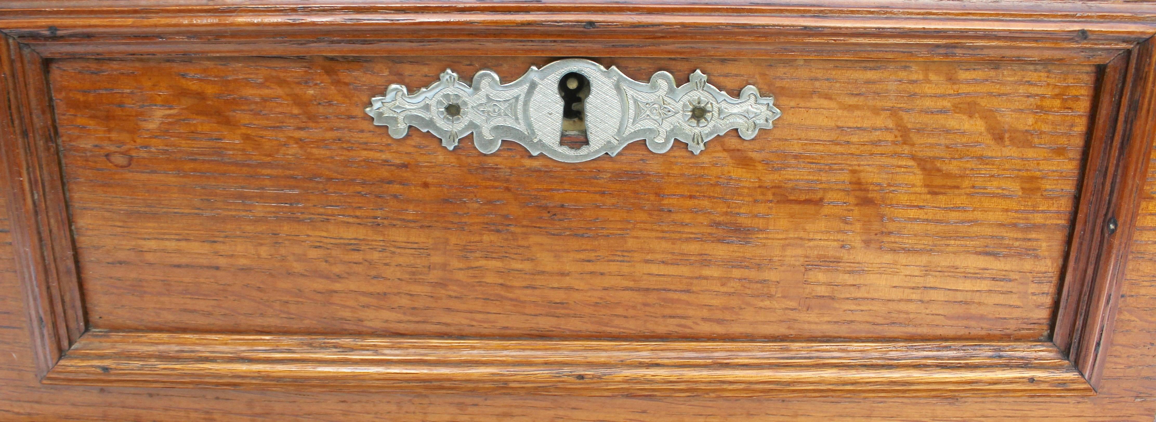 Late 19th Century Wooden Oak Box with Inlay Works, Austria, circa 1890 1