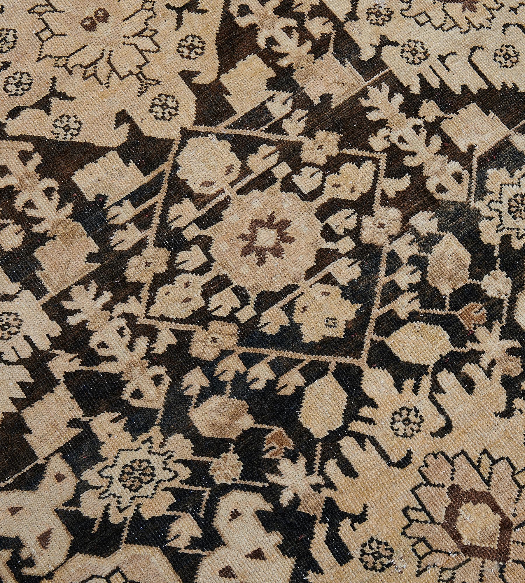 Chemin de table en laine Karabagh de la fin du XIXe siècle en vente 2
