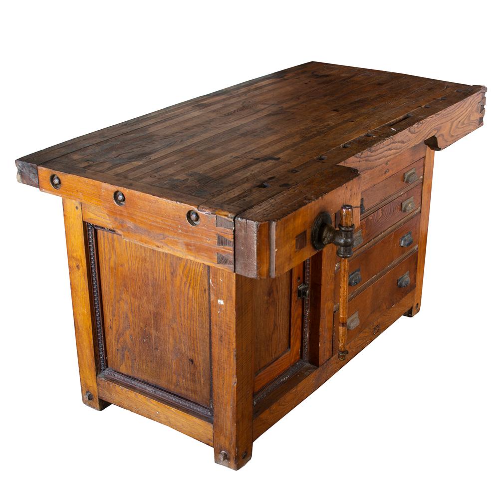 Late 19th Century Workbench In Good Condition In Aurora, OR