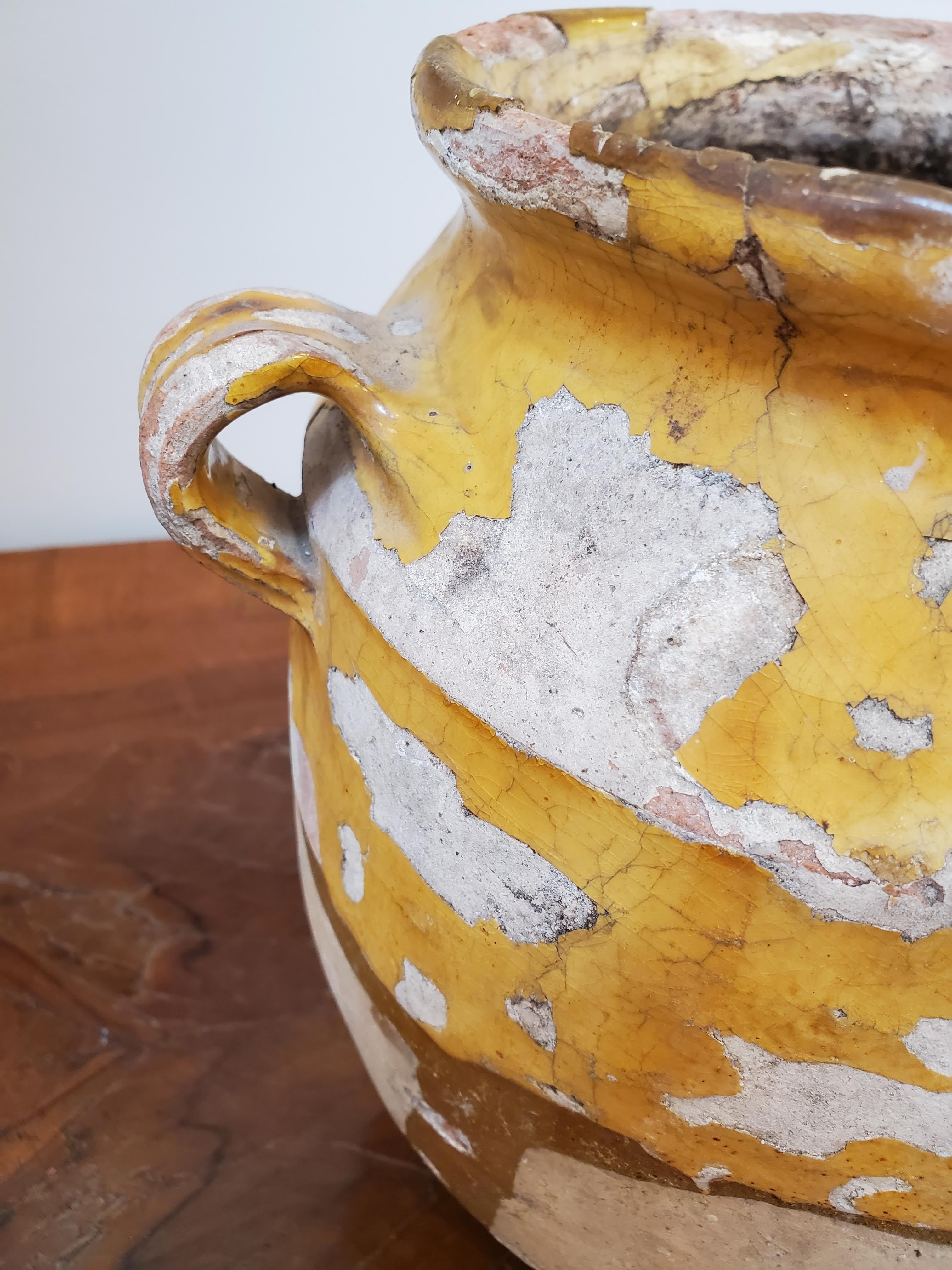 Late 19th Century Yellow Glazed Terra Cotta French Provincial Confit Pot For Sale 4