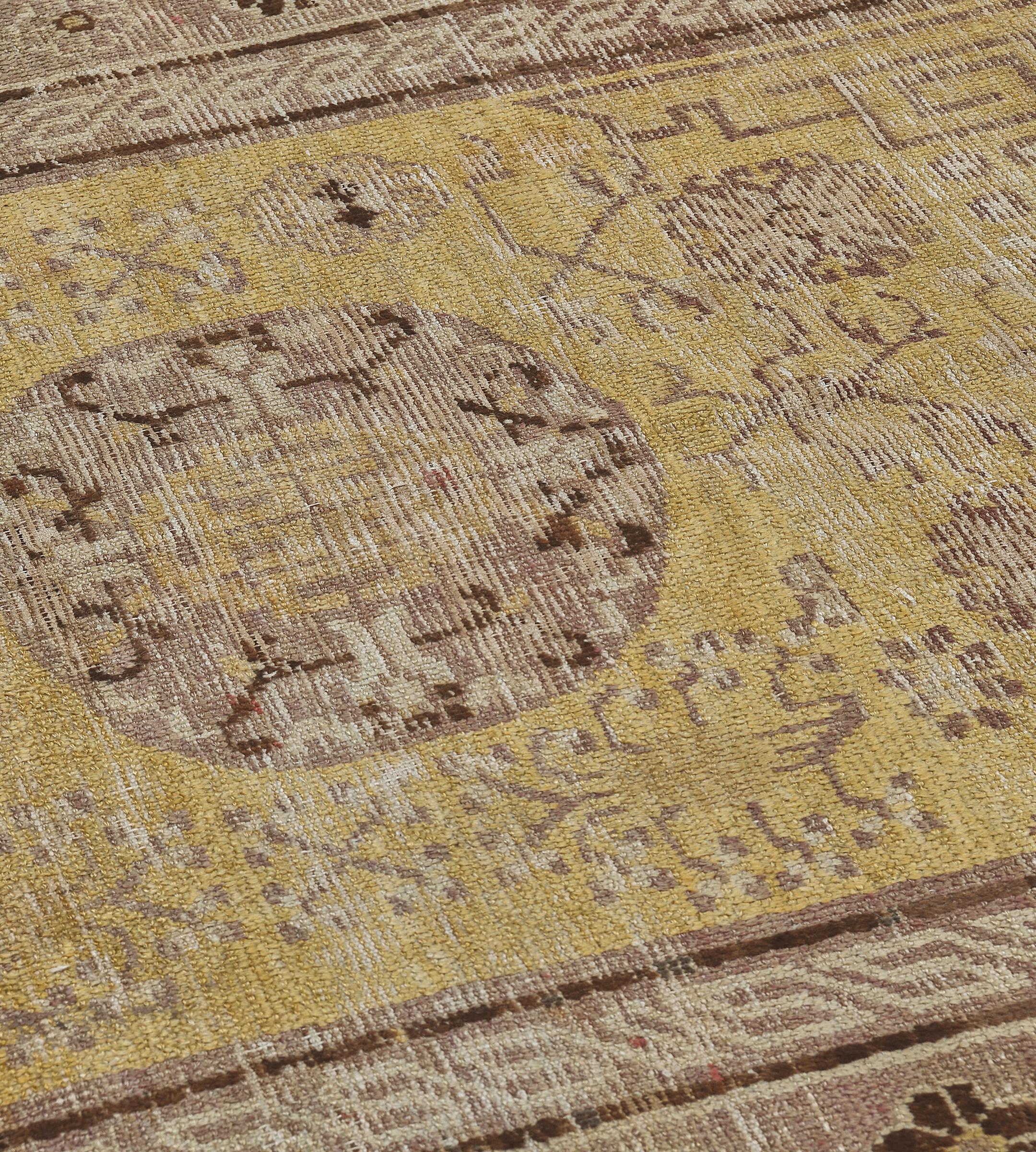 Late 19th Century Yellow Wool Khotan Rug from East Turkestan For Sale 2