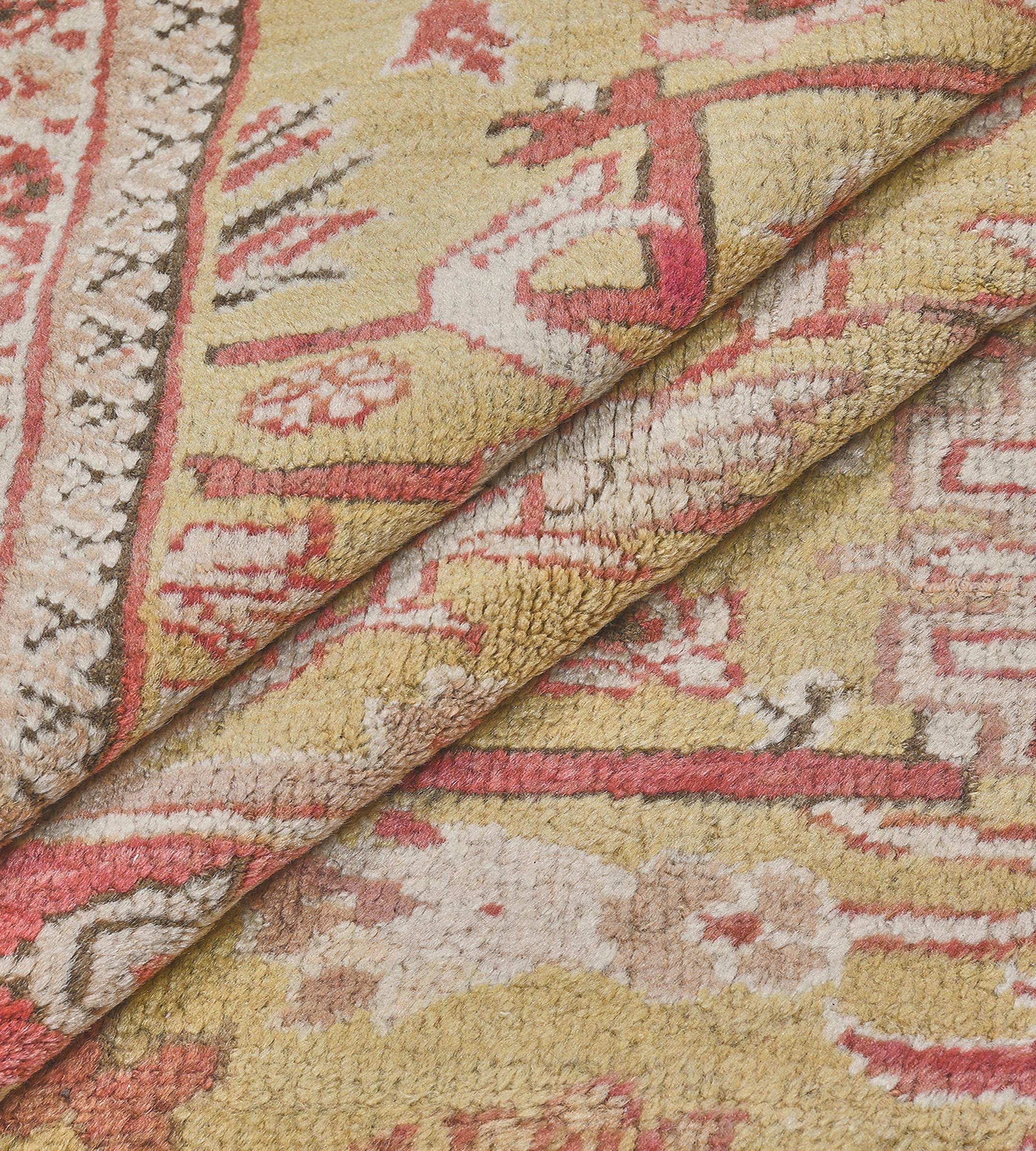 Late 19th Century Ziegler Sultanabad Rug from West Persia For Sale 4