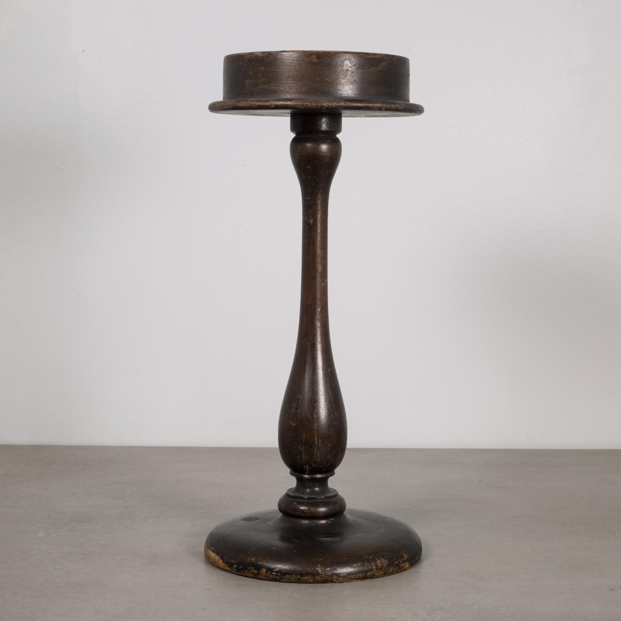 Industrial Late 19th-Early 20th Century Antique Wooden Hat Display Stand