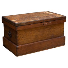 Late 19th / Early 20th C. Blanket Chest, C.1880-1920