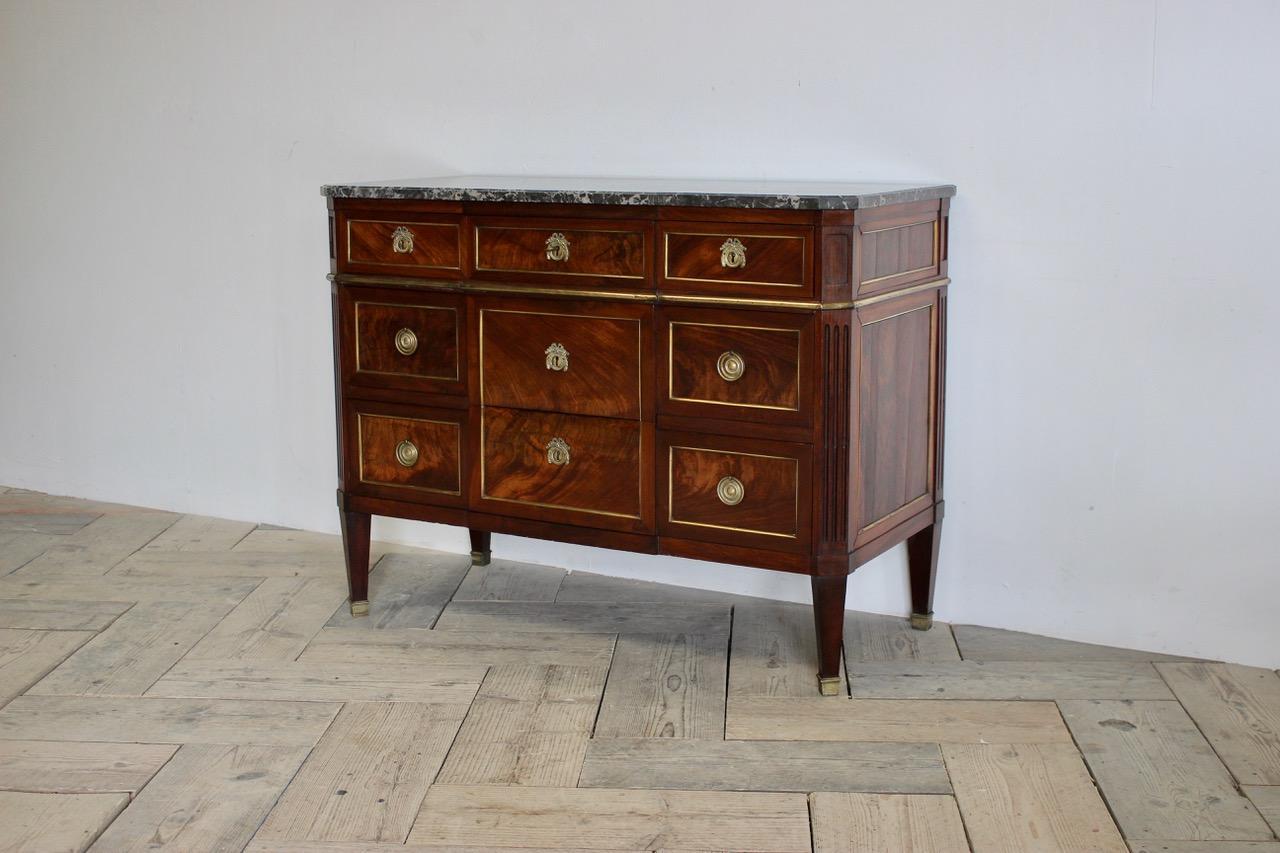 Late 19th-Early 20th Century French Commode In Good Condition In Gloucestershire, GB