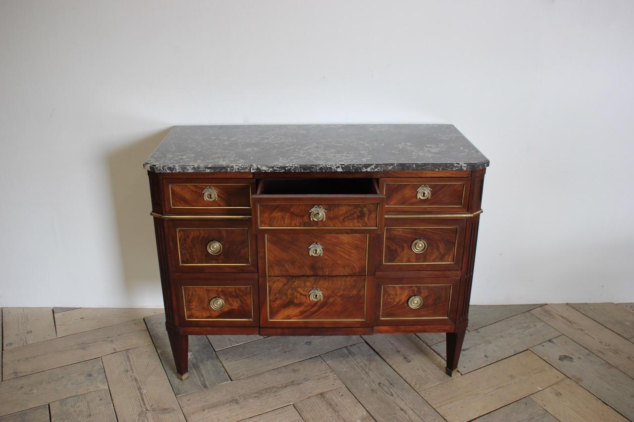 Late 19th-Early 20th Century French Commode 2