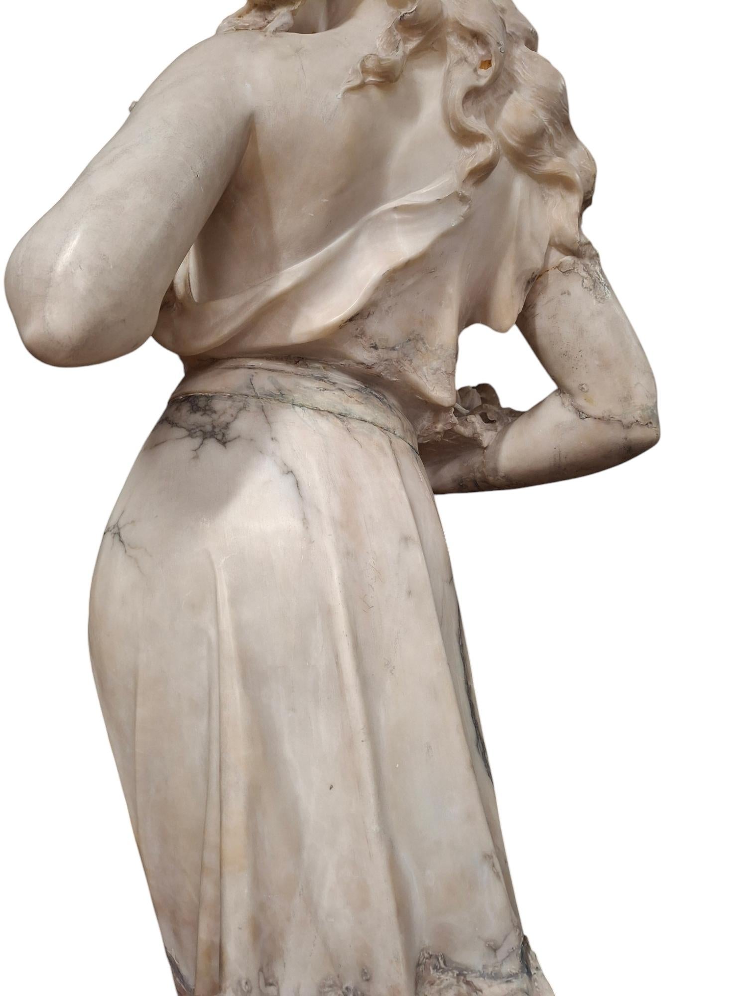 Statua in alabastro francese della fine del XIX-inizio del XX secolo in vendita 4
