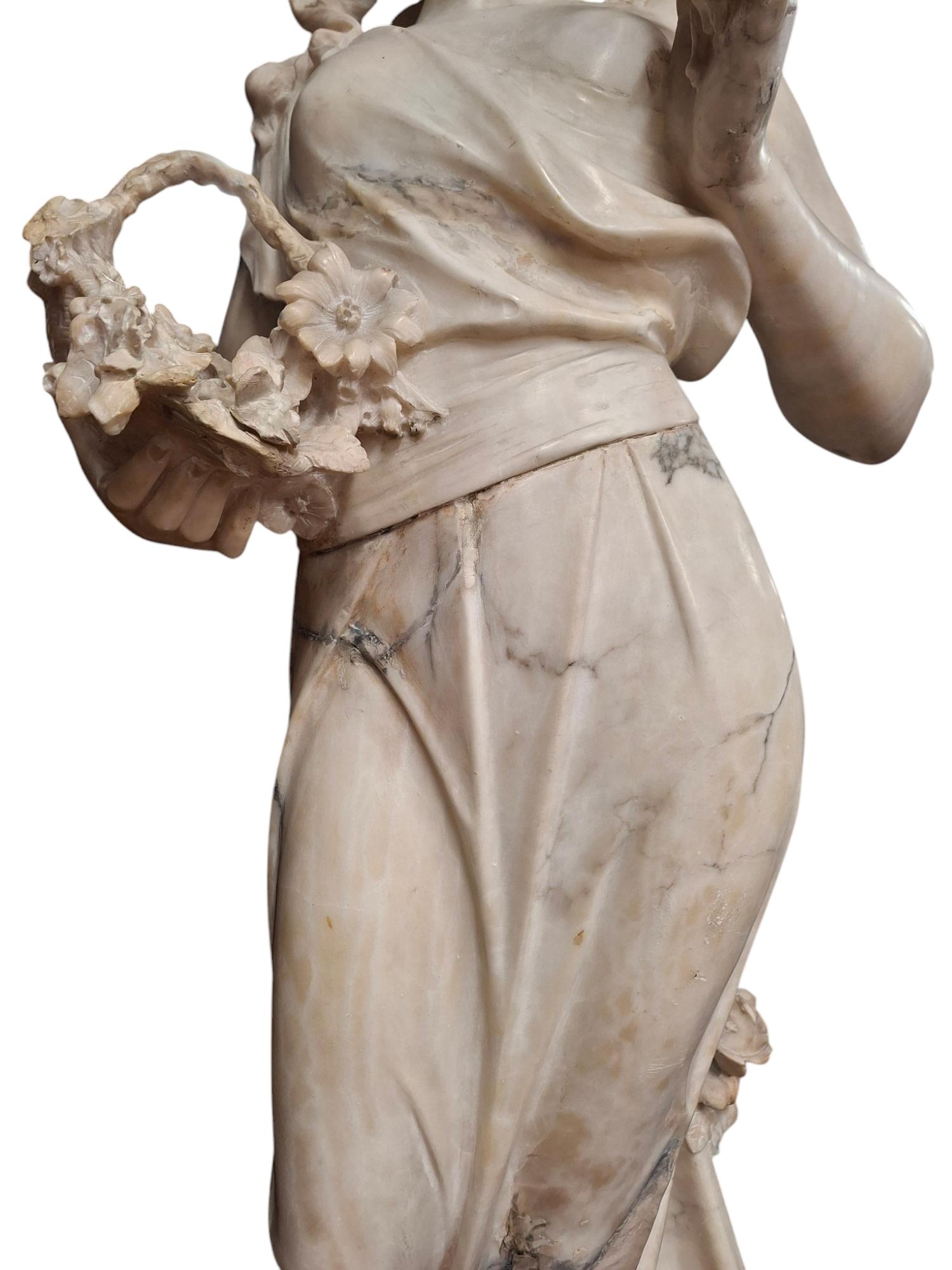 Francese Statua in alabastro francese della fine del XIX-inizio del XX secolo in vendita