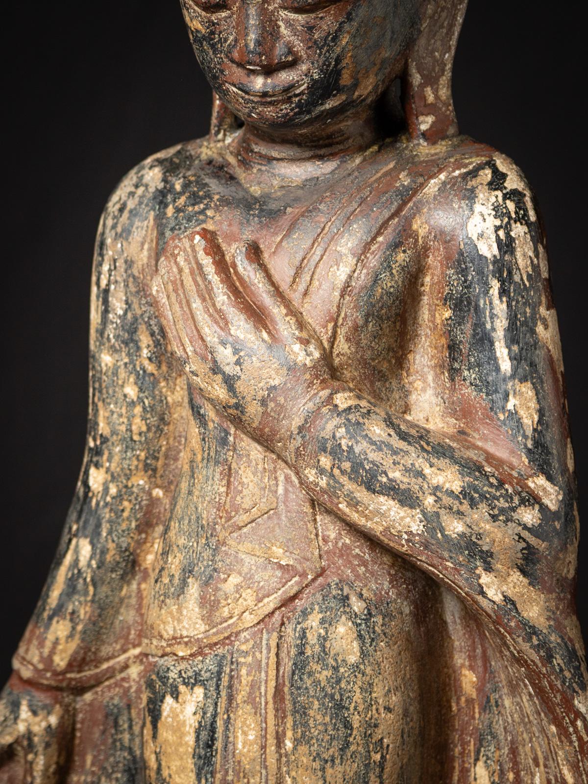 Fin 19e / début 20e siècle Bouddha birman debout en grès ancien en vente 4