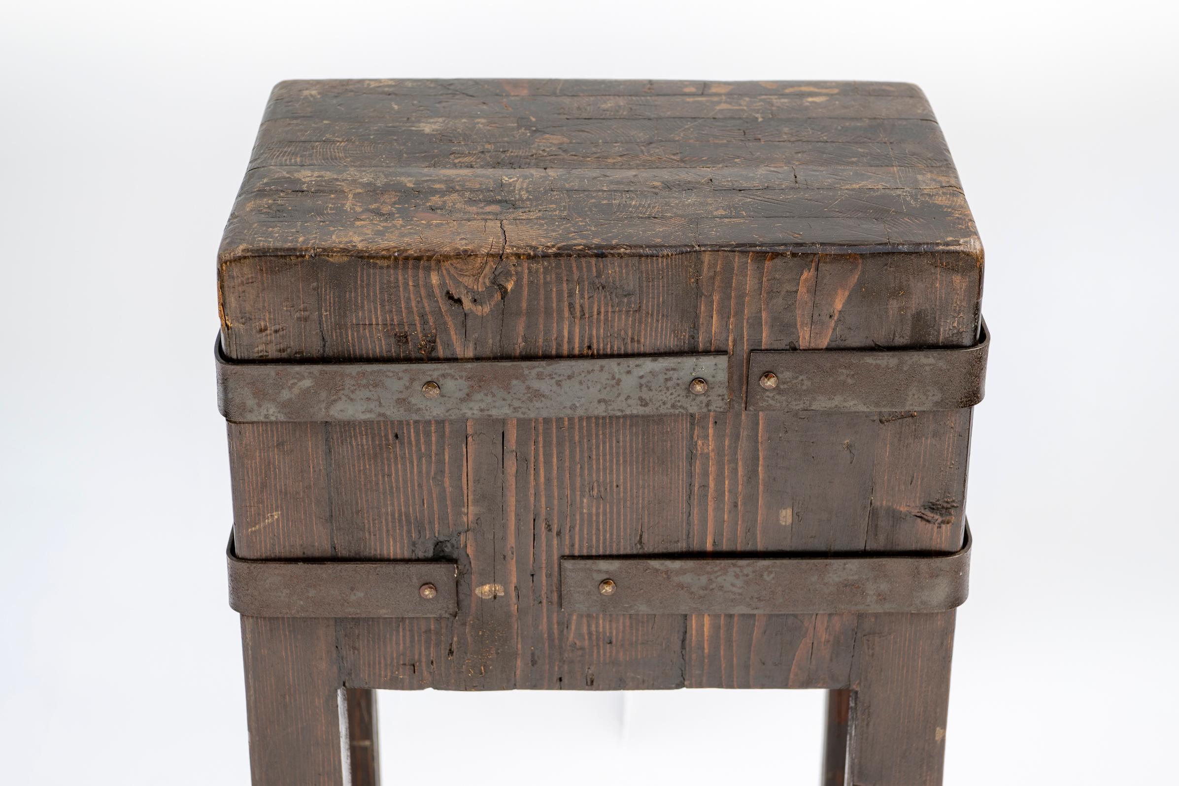 Américain Fin 19ème début 20ème siècle Butching Block / Table de travail industrielle en vente