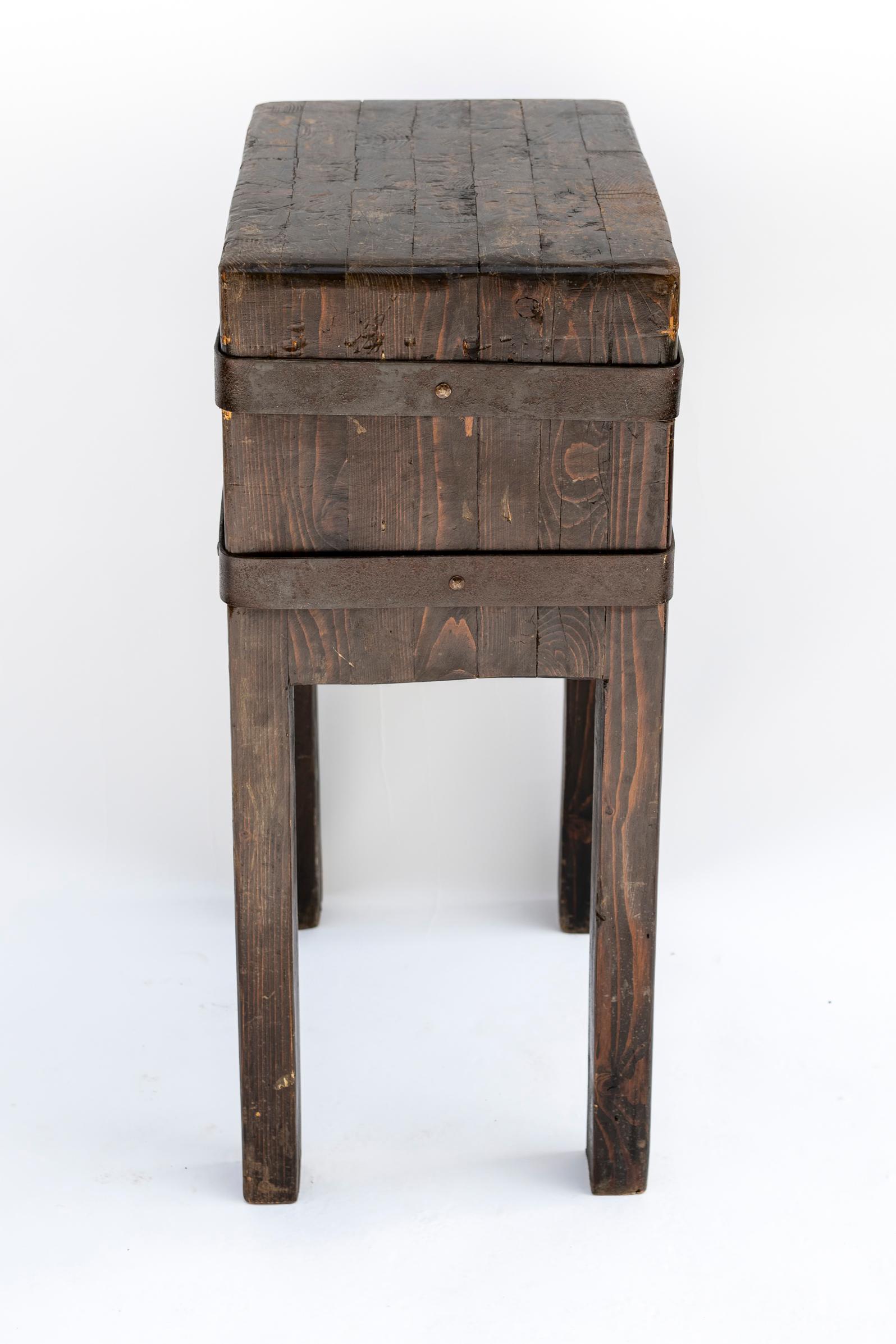 XIXe siècle Fin 19ème début 20ème siècle Butching Block / Table de travail industrielle en vente