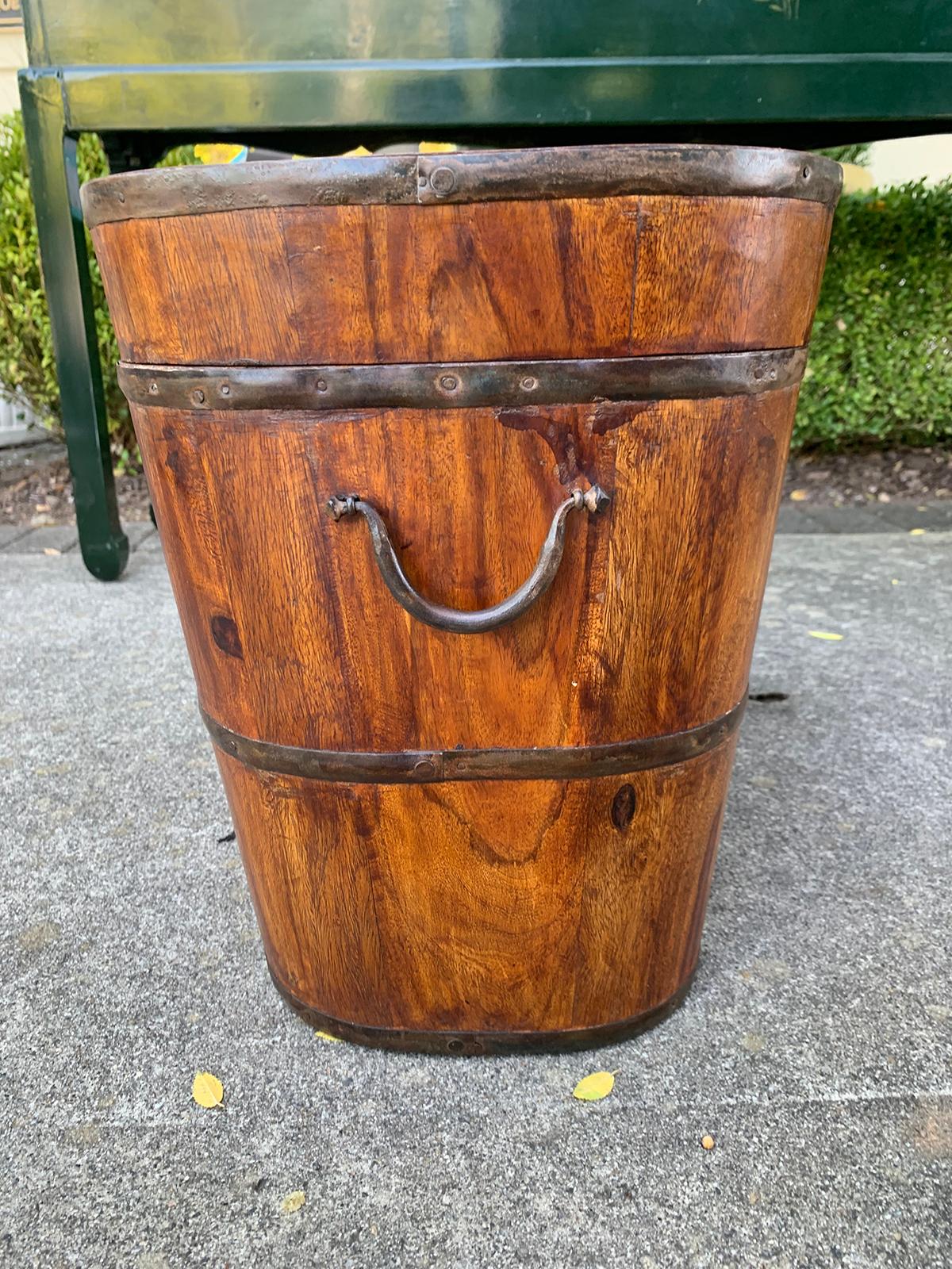 Late 19th-Early 20th Century Camphor Wood Box, circa 1900 In Good Condition In Atlanta, GA