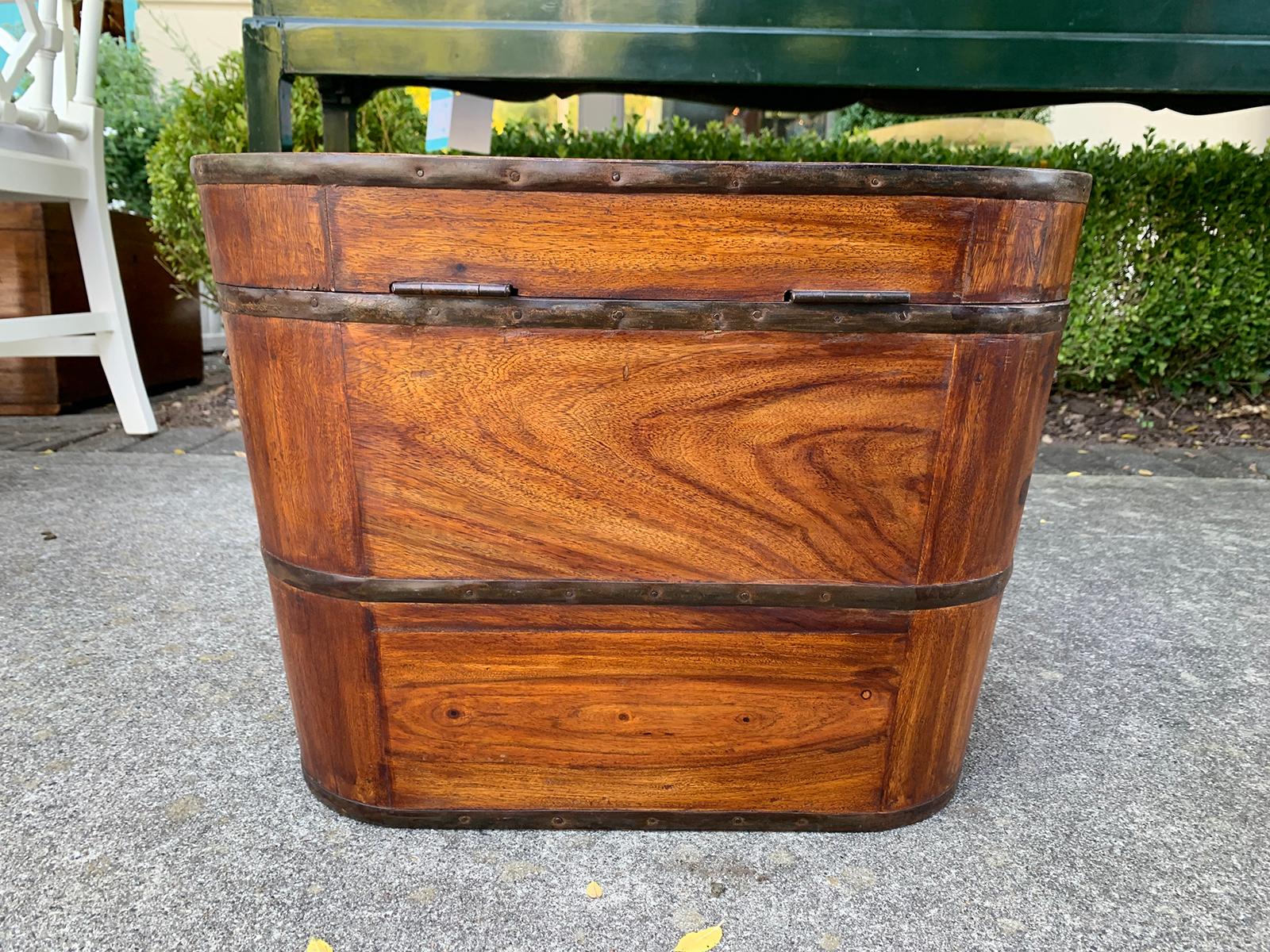 Late 19th-Early 20th Century Camphor Wood Box, circa 1900 5