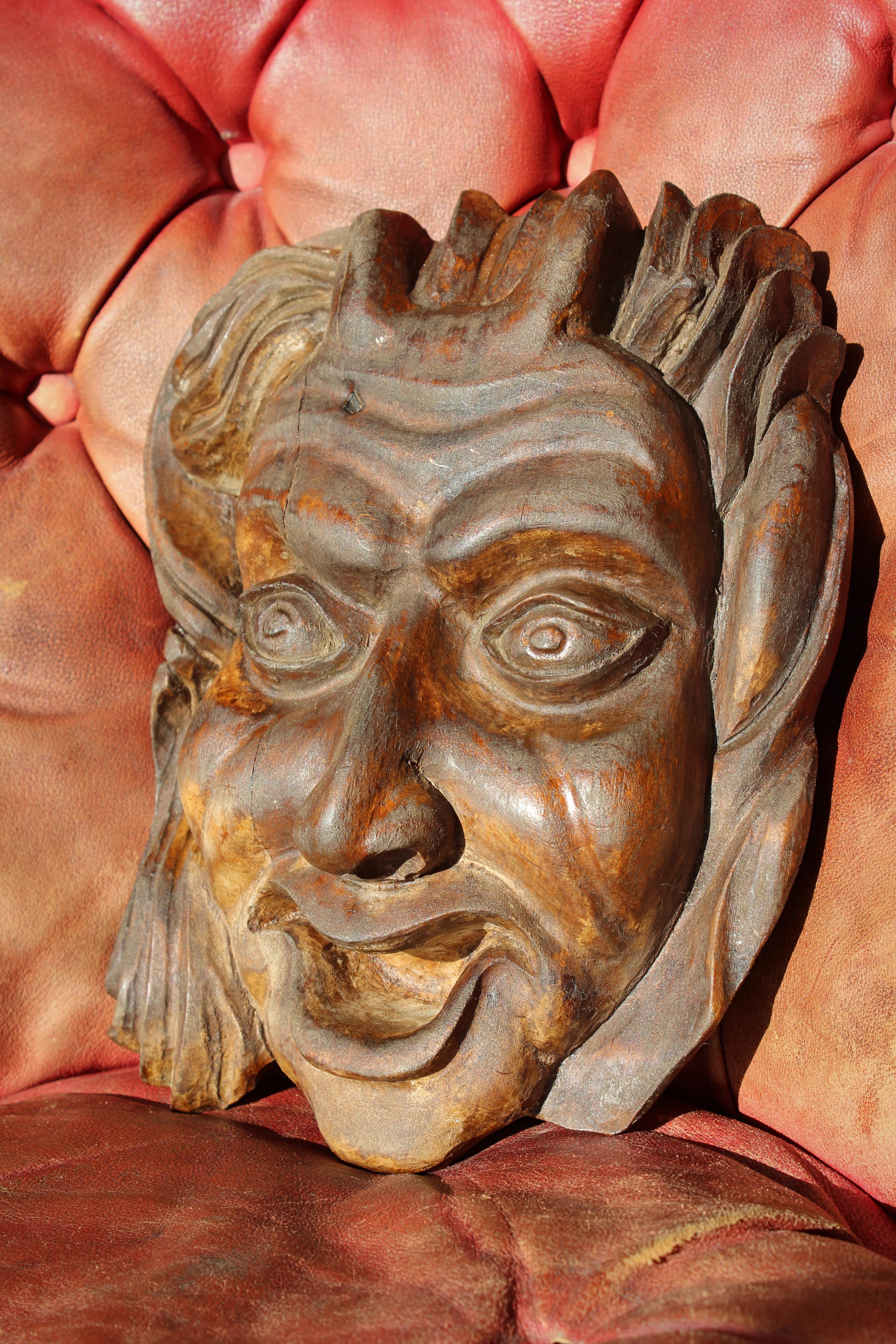 Européen Fin 19e/début 20e siècle Masque de diable Hannya Noh sculpté Curio  en vente
