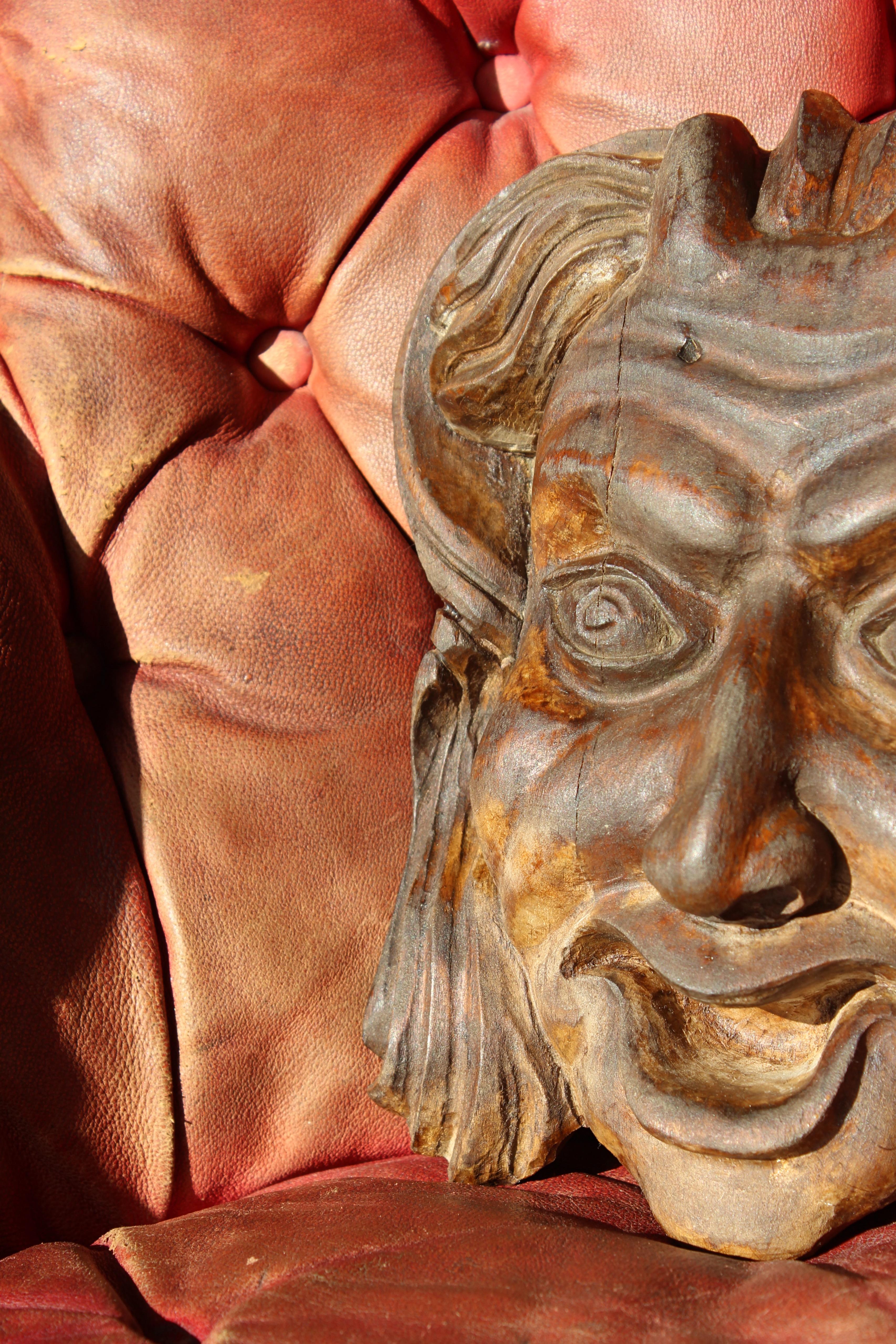 Pin Fin 19e/début 20e siècle Masque de diable Hannya Noh sculpté Curio  en vente