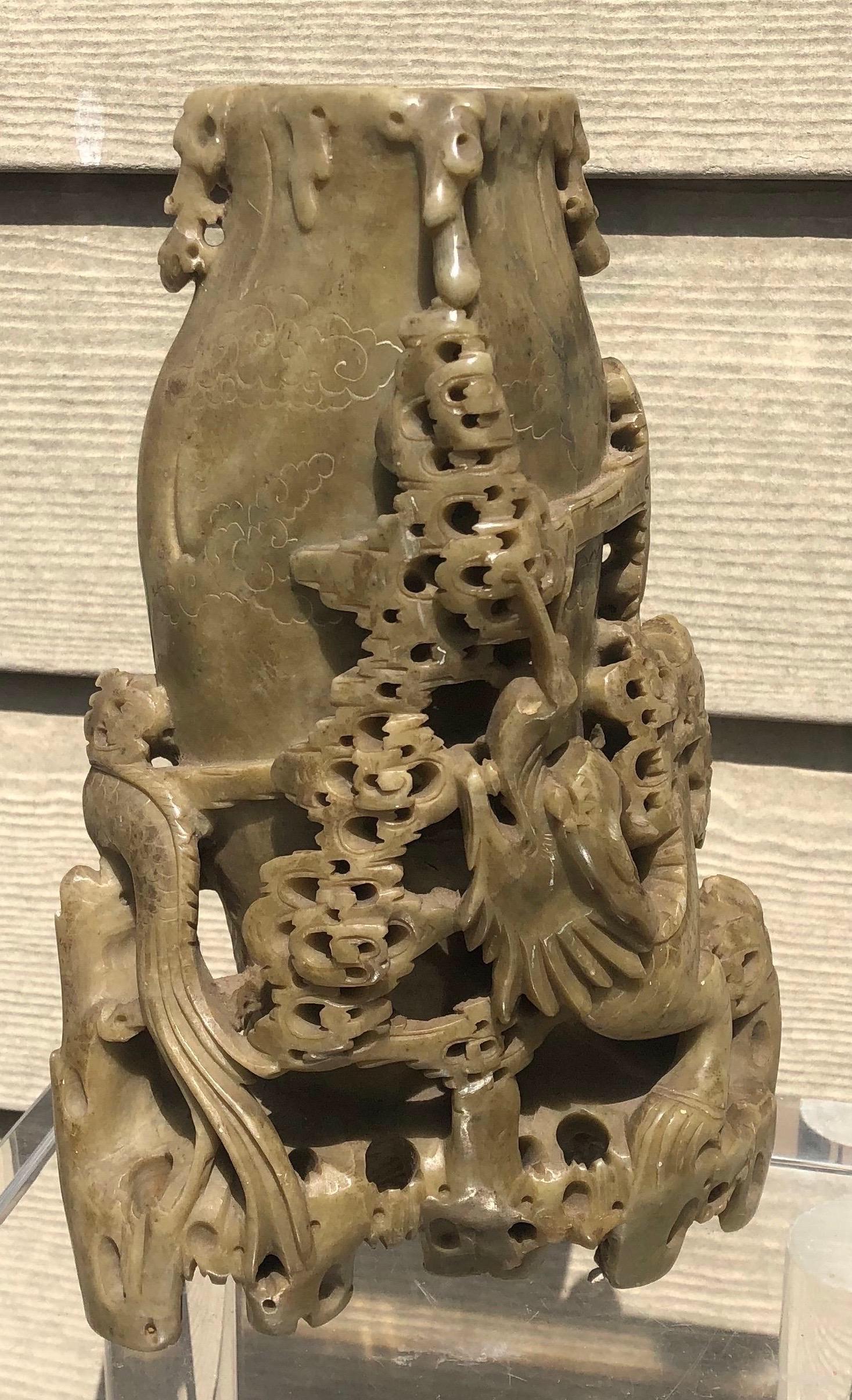 Late 19th-Early 20th Century Chinese Carved Soapstone Vase with Dragons For Sale 2